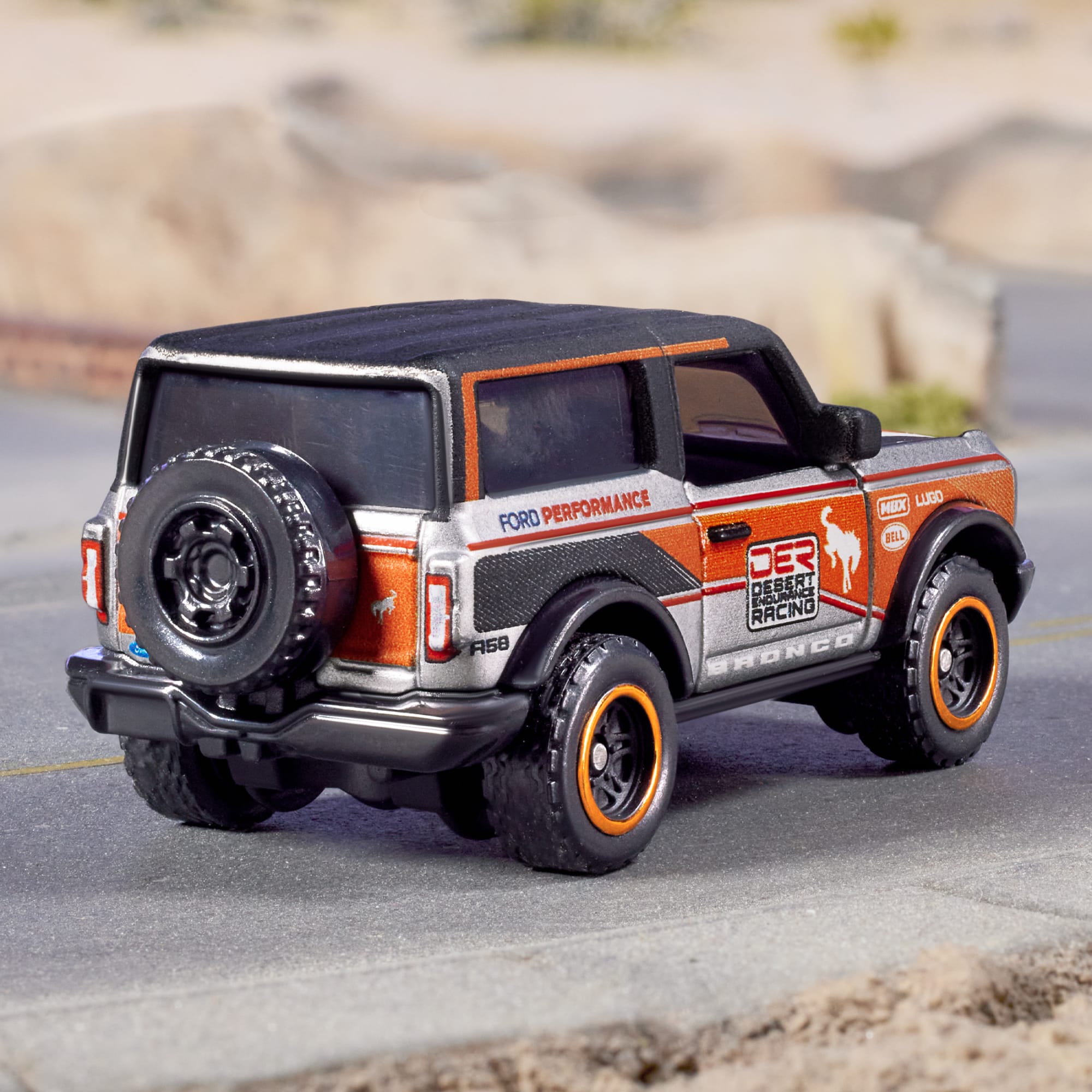Matchbox 2021 Ford Bronco - Image 2