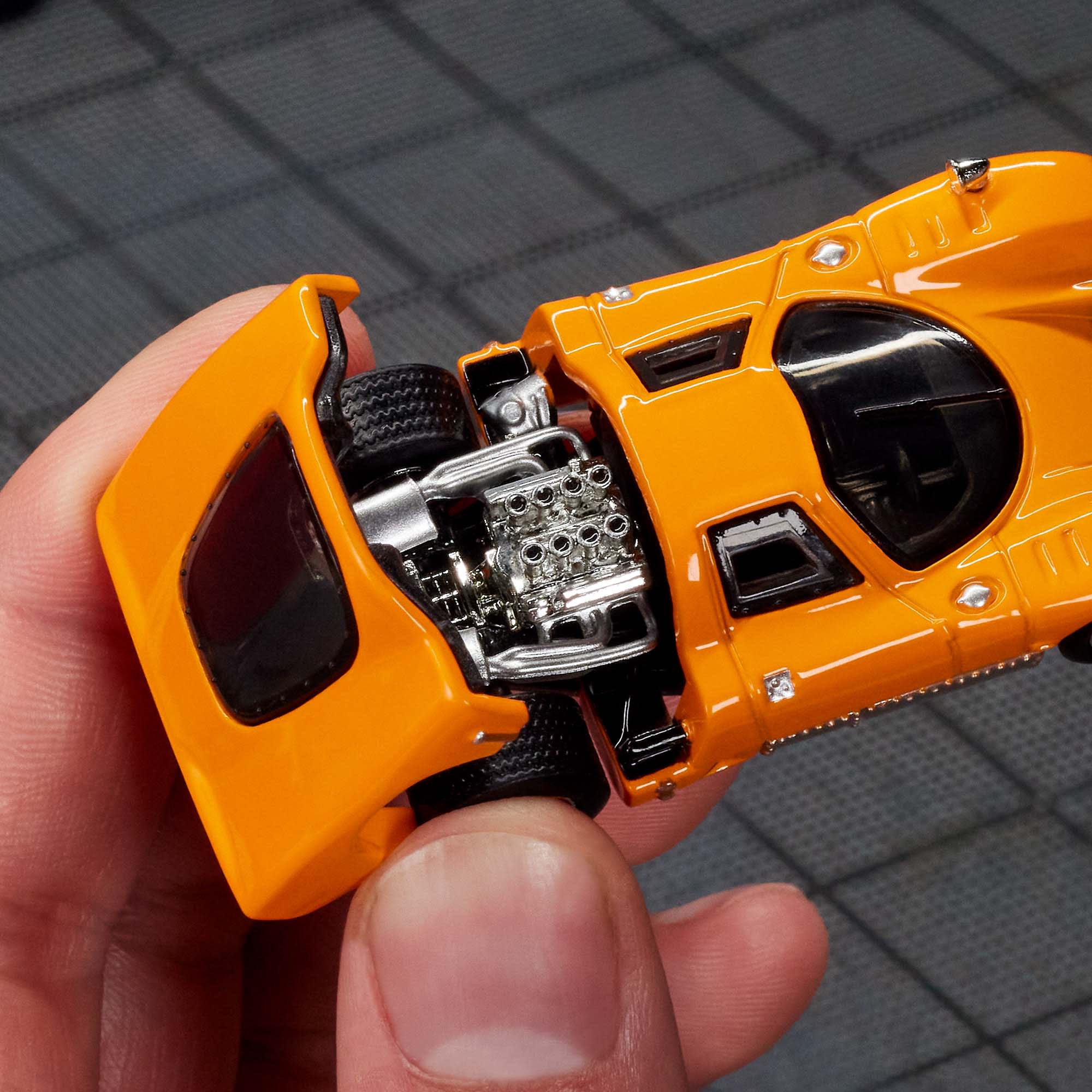 Hot Wheels Elite 64 McLaren M6GT - Image 17