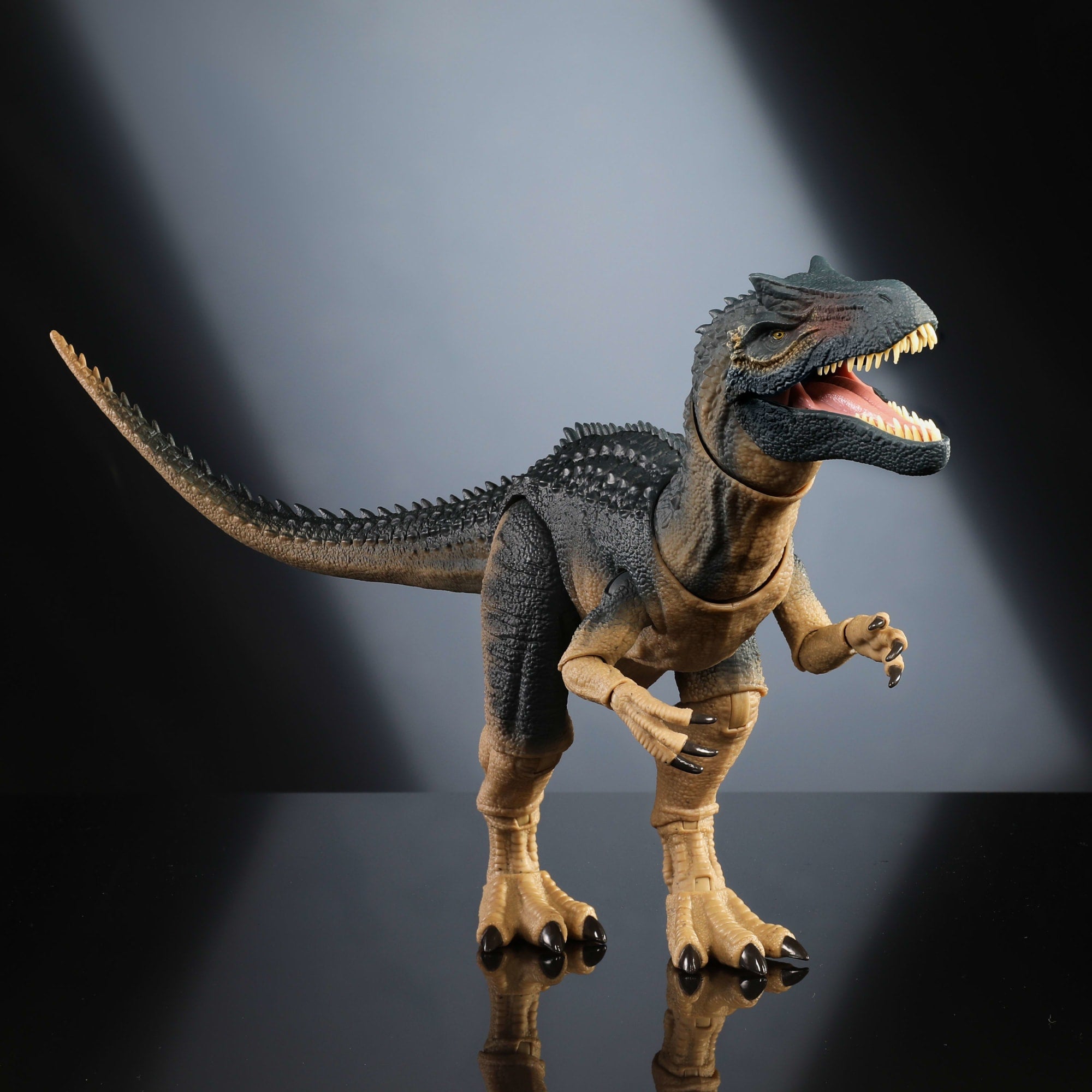 Jurassic World Hammond Collection Allosaurus - Image 2