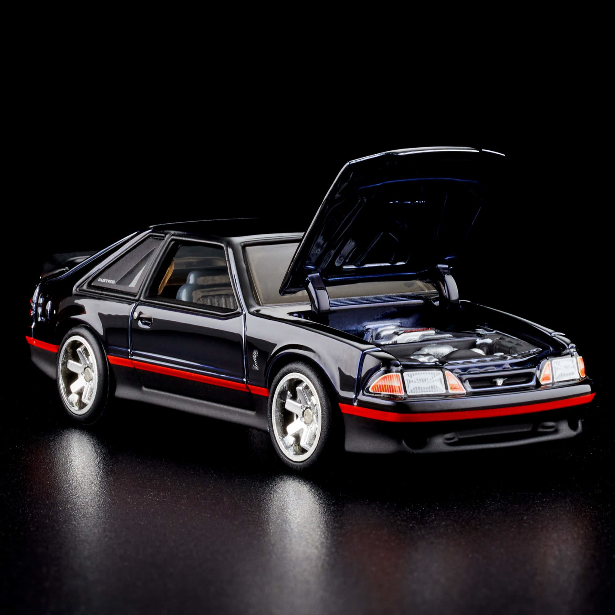 Hot Wheels 2023 RLC Membership '93 Ford Cobra R - Image 2