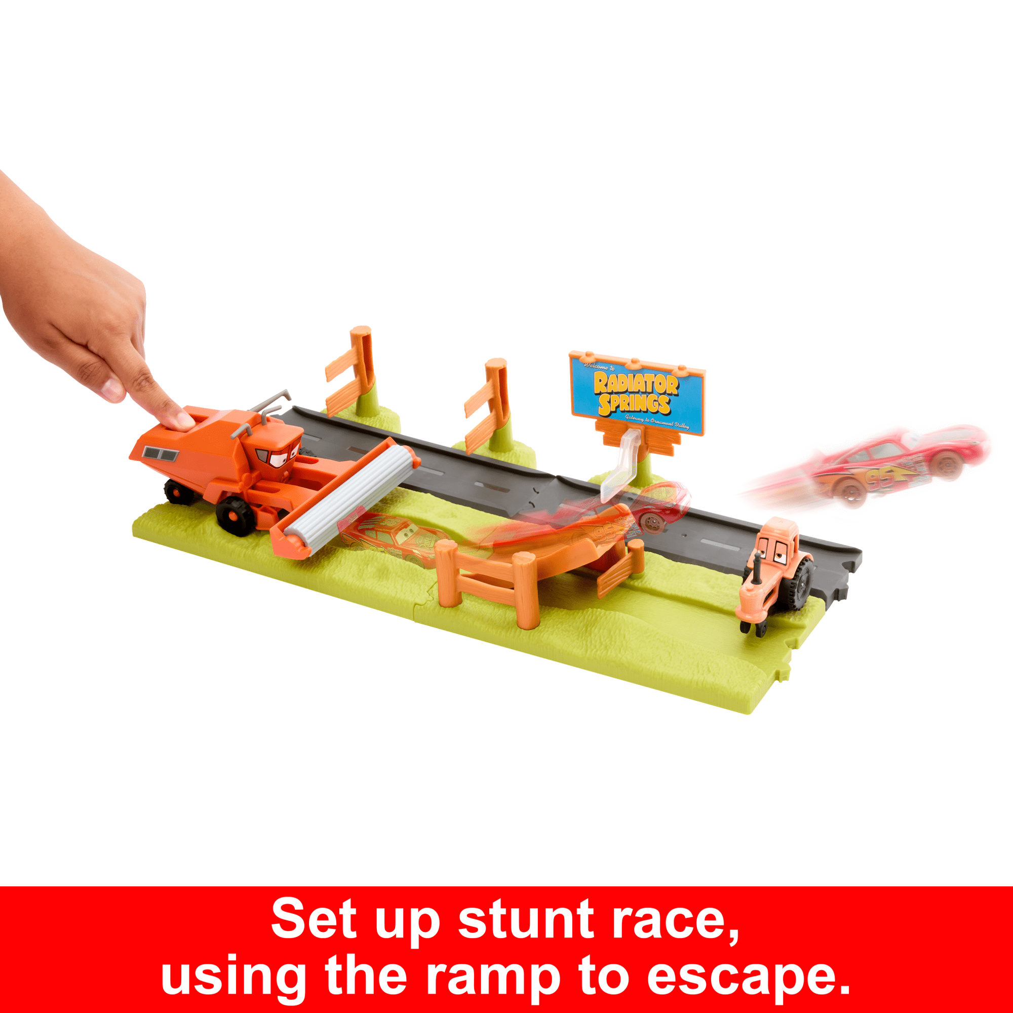 Disney And Pixar Cars Frank Escape & Stunt Race Playset With Lightning Mcqueen Toy Car - Image 3