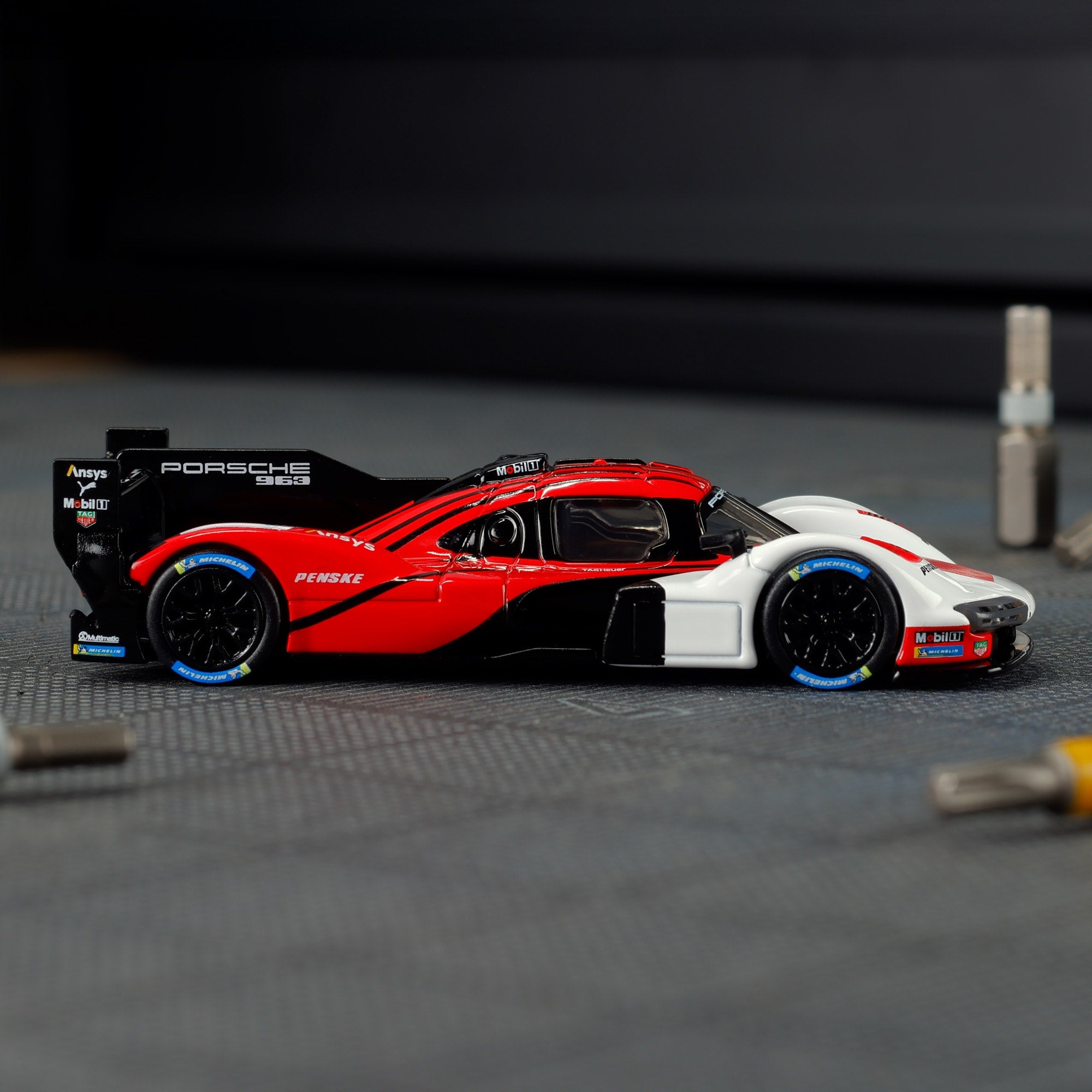 Hot Wheels Elite 64 Porsche 963 - Image 6