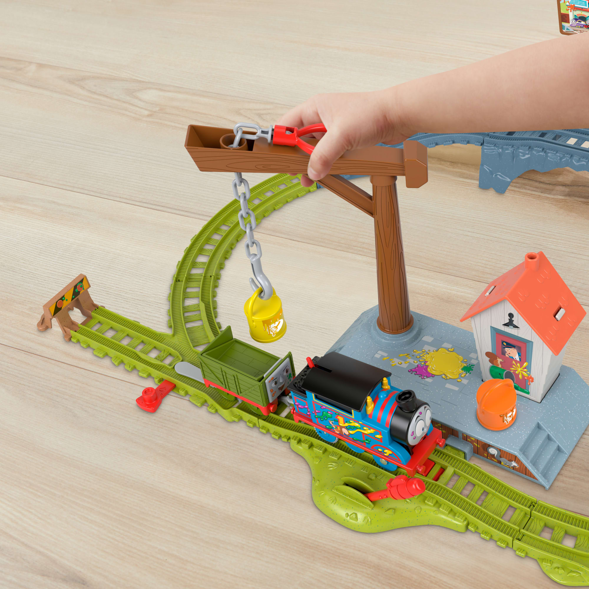 Thomas et ses Amis Coffret Train et Piste Livraison de Peinture - Image 4