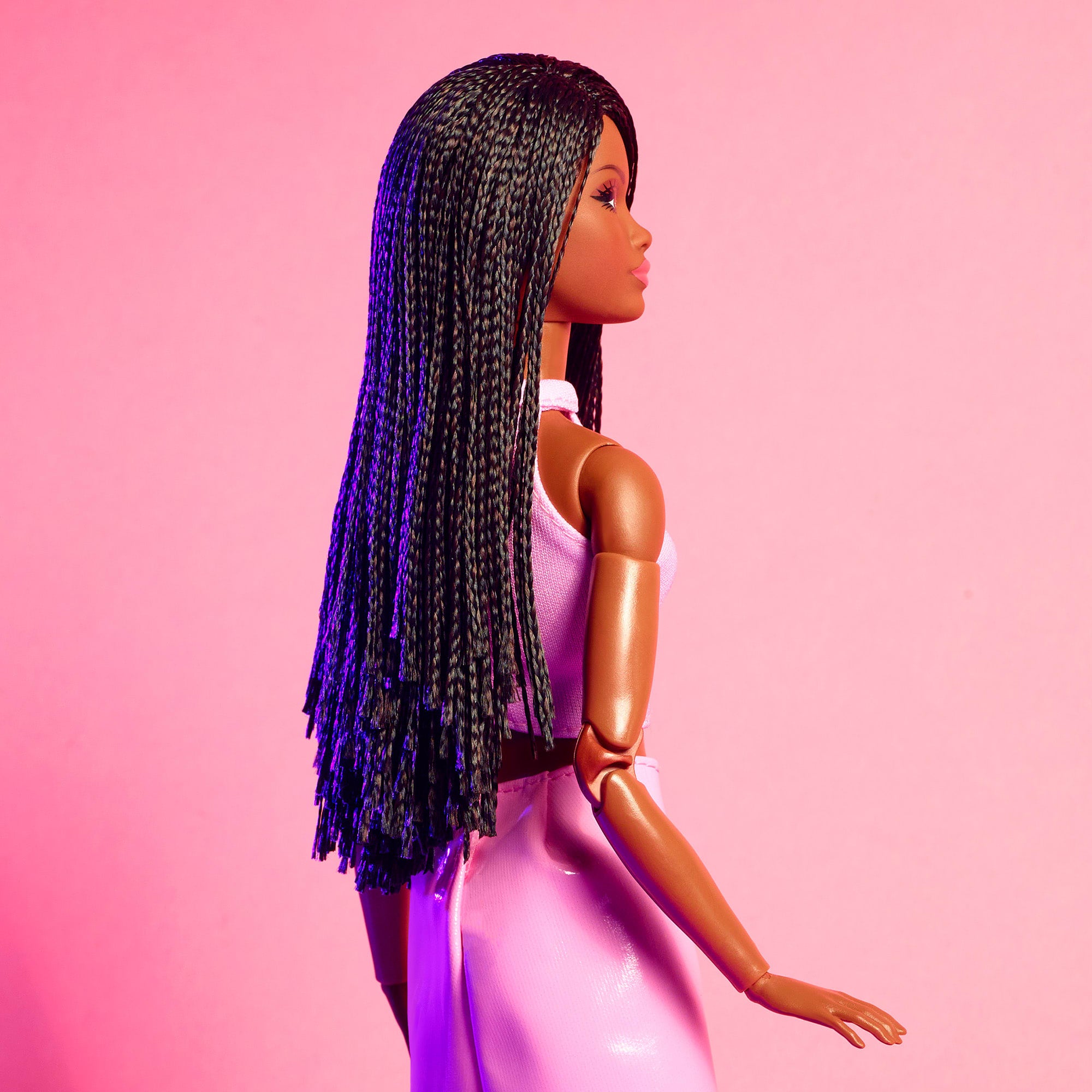 Barbie Looks Doll #21 (Original. Long Black Hair) - Image 5