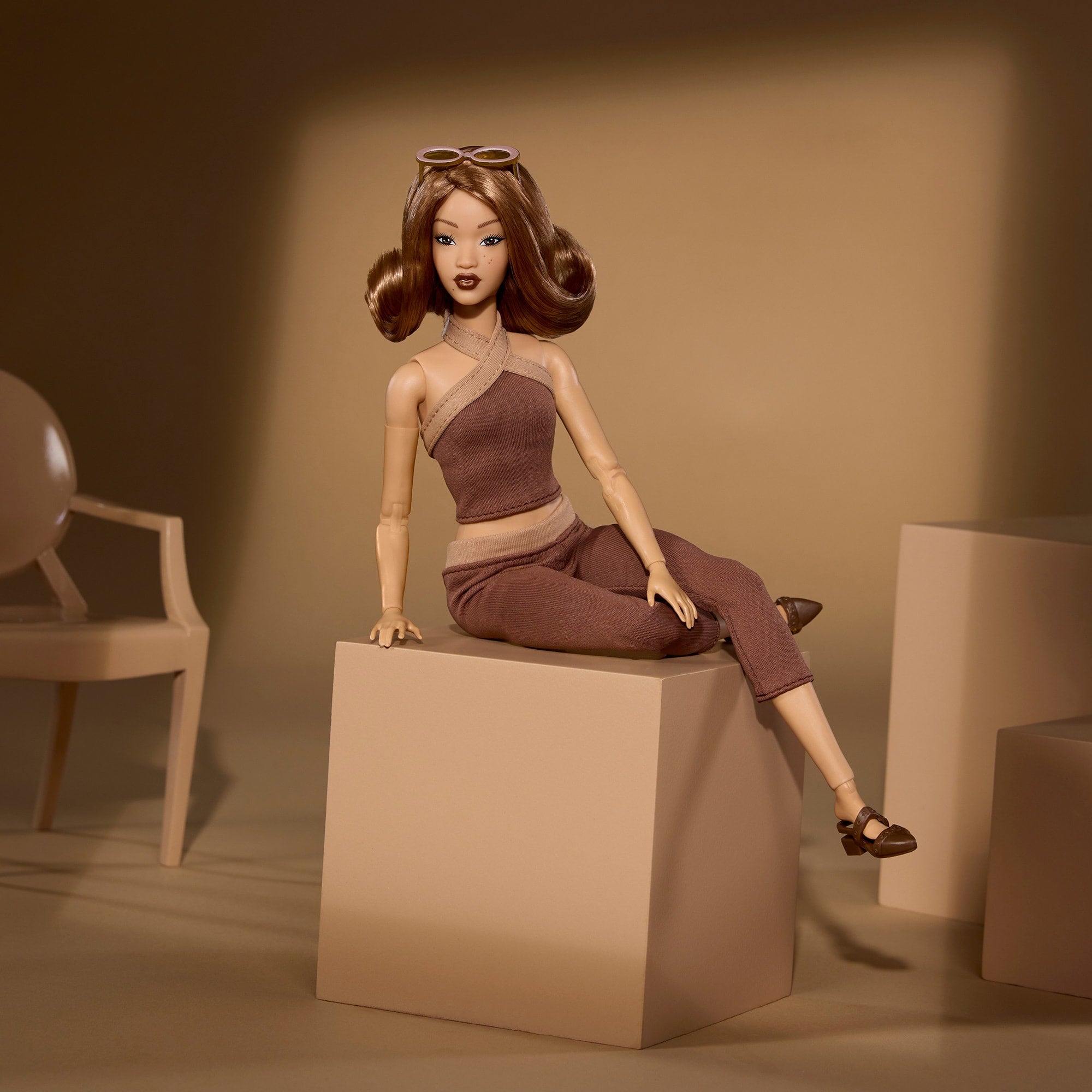 Barbie Signature You Create Barbie Basics Deluxe Kit #5 - Image 4
