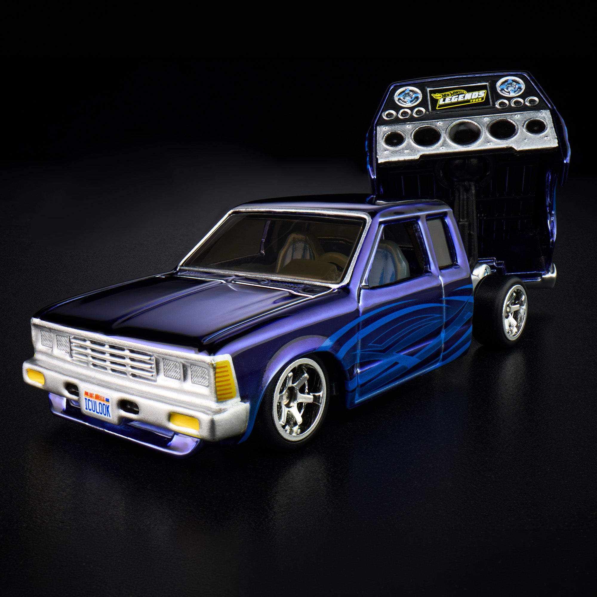 Hot Wheels RLC Exclusive 1986 Nissan 720 King Cab - Image 2