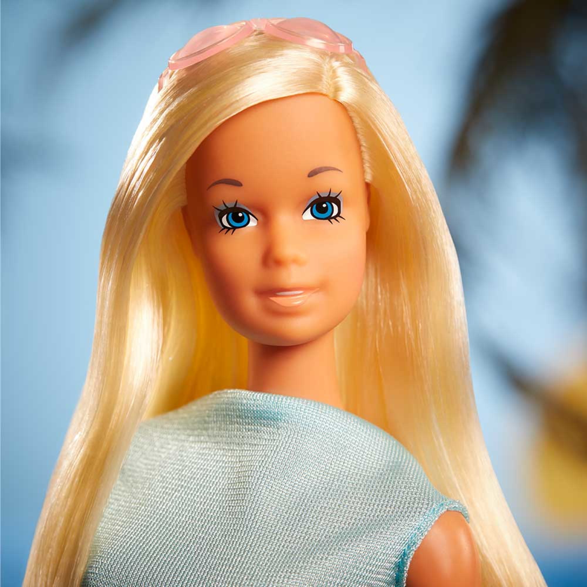 Malibu Barbie Gift Set - Image 7