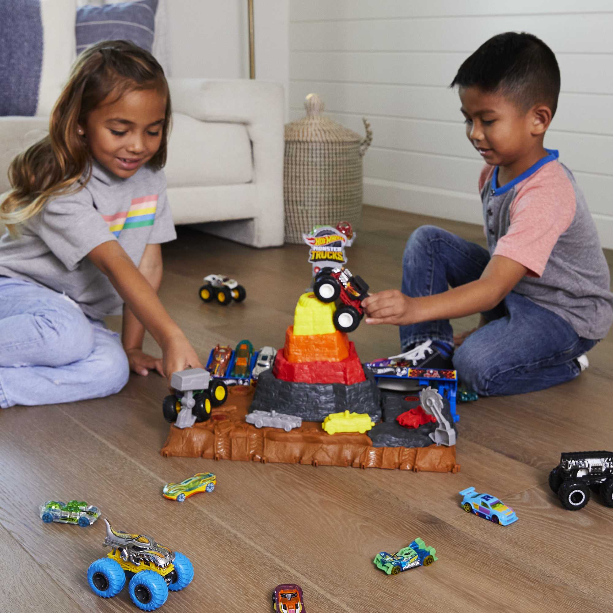 Hot Wheels Monster Trucks Arena Smashers Coffret de Jeu Parc à destruction Suprême Bone Shaker - Image 2