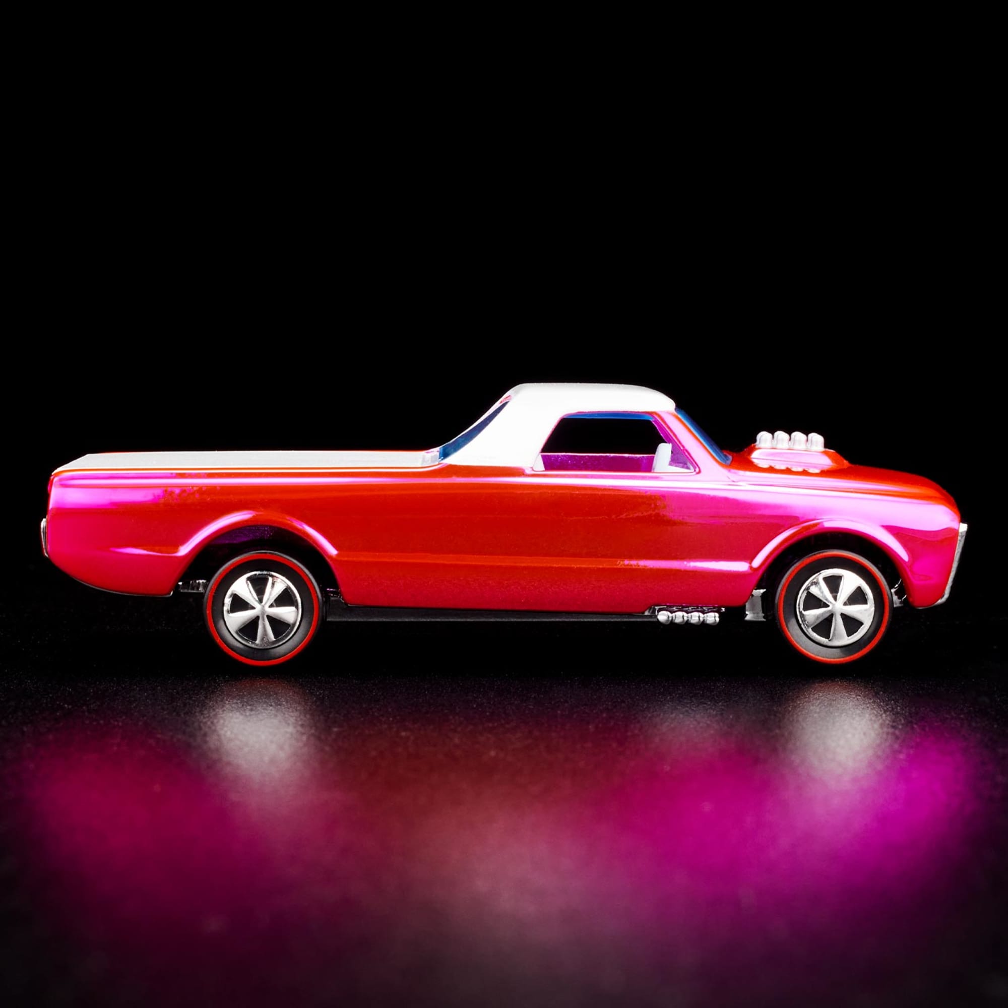 Hot Wheels RLC EXCLUSIVE 2022 PINK EDITIONS CUSTOM FLEETSIDE™ - Image 3