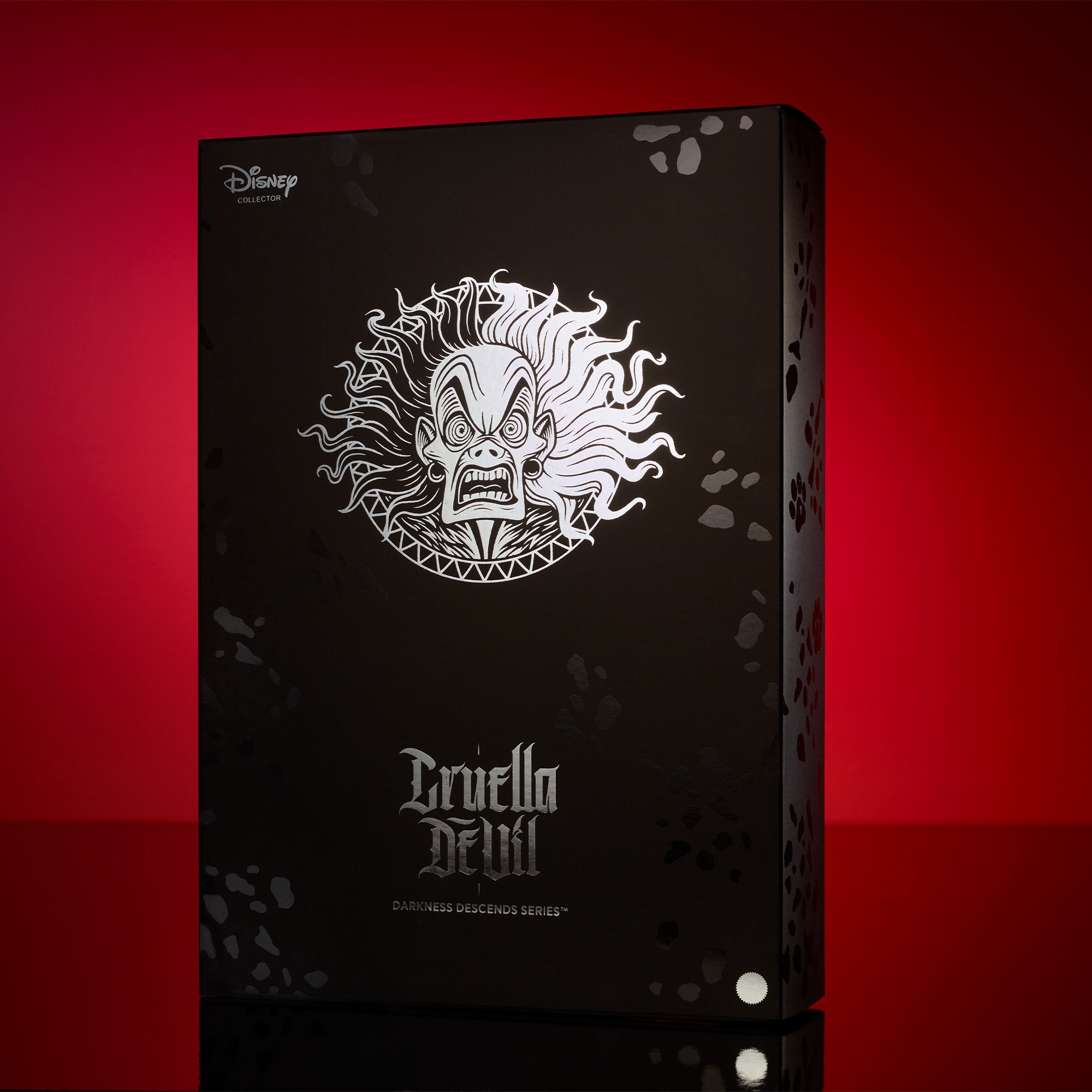 Disney Darkness Descends Cruella De Vil Doll - Image 9