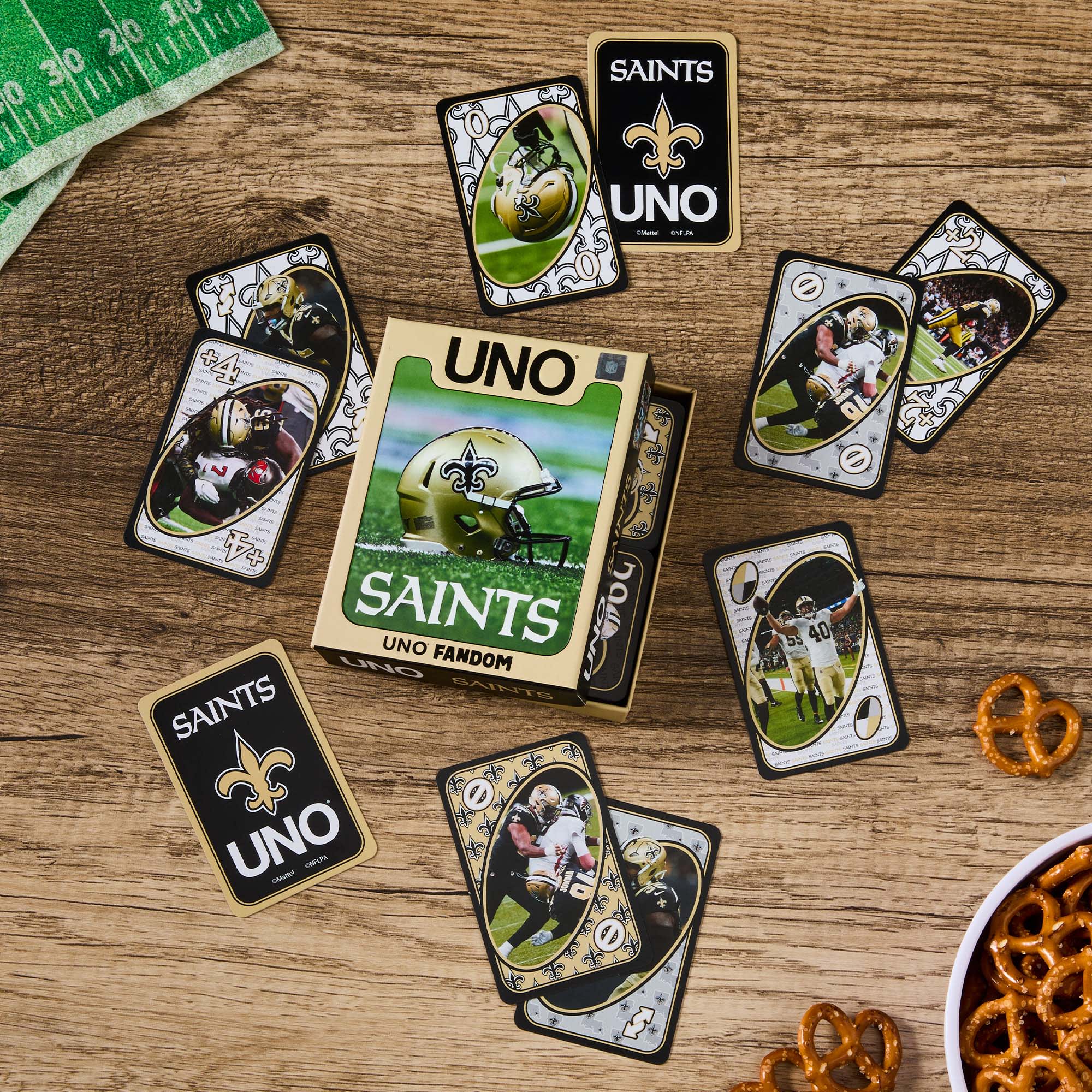 UNO Fandom NFL New Orleans Saints Game Deck - Image 3
