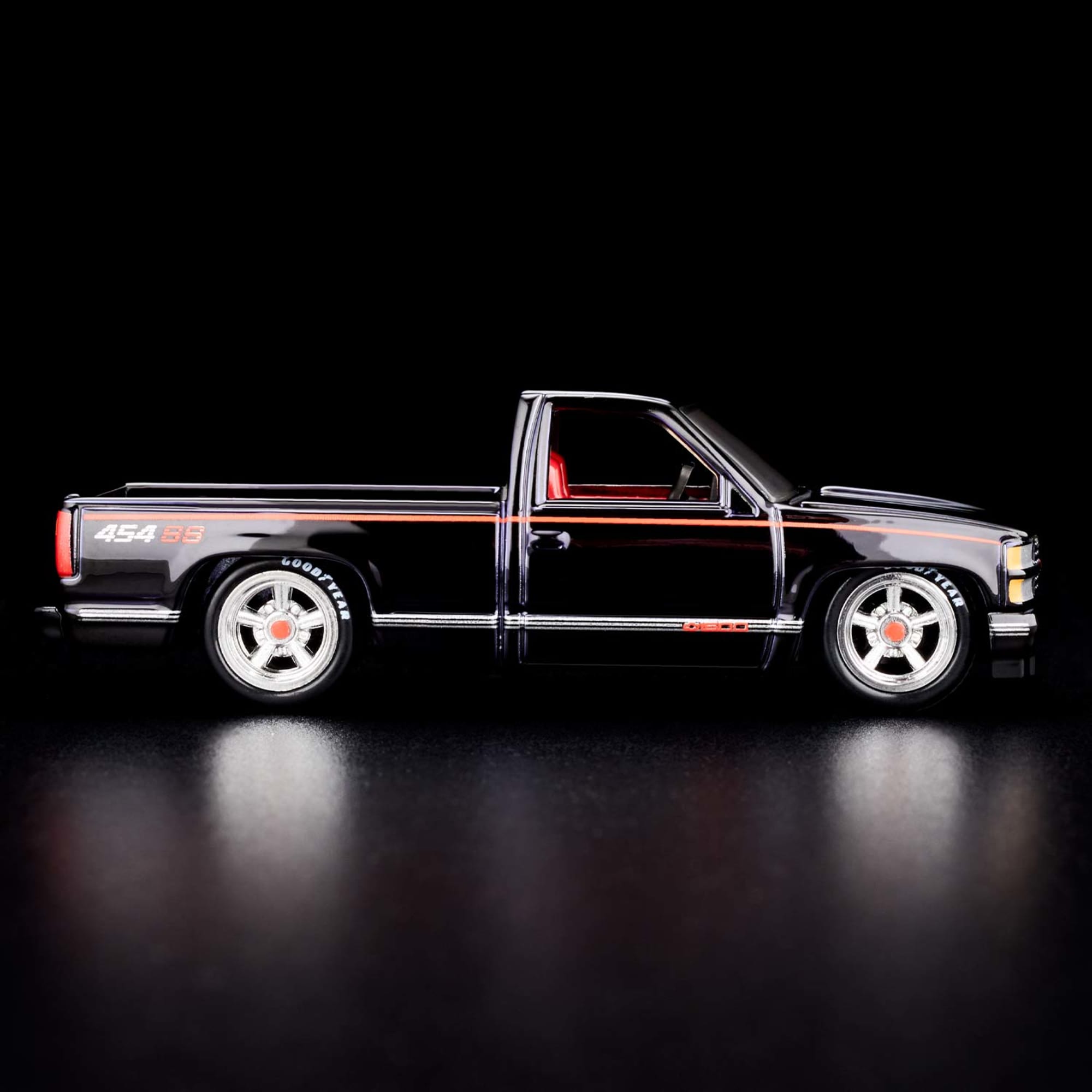 Hot Wheels RLC Exclusive 1990 Chevy 454 SS - Image 3