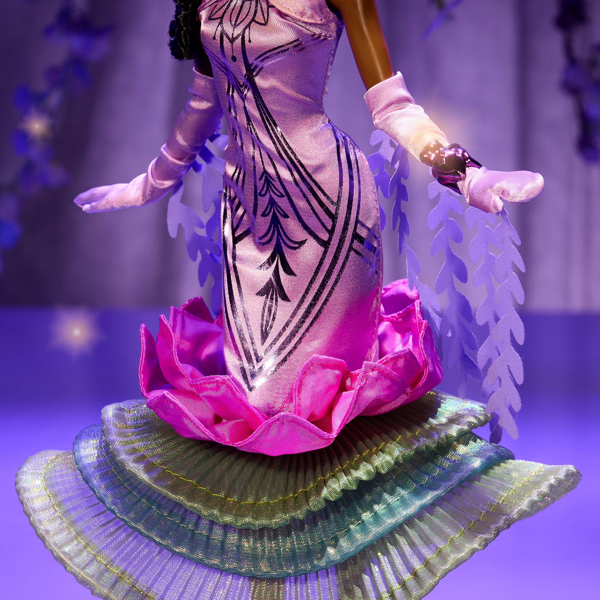 Disney Once Upon a Whimsy Collection Tiana Doll - Image 4