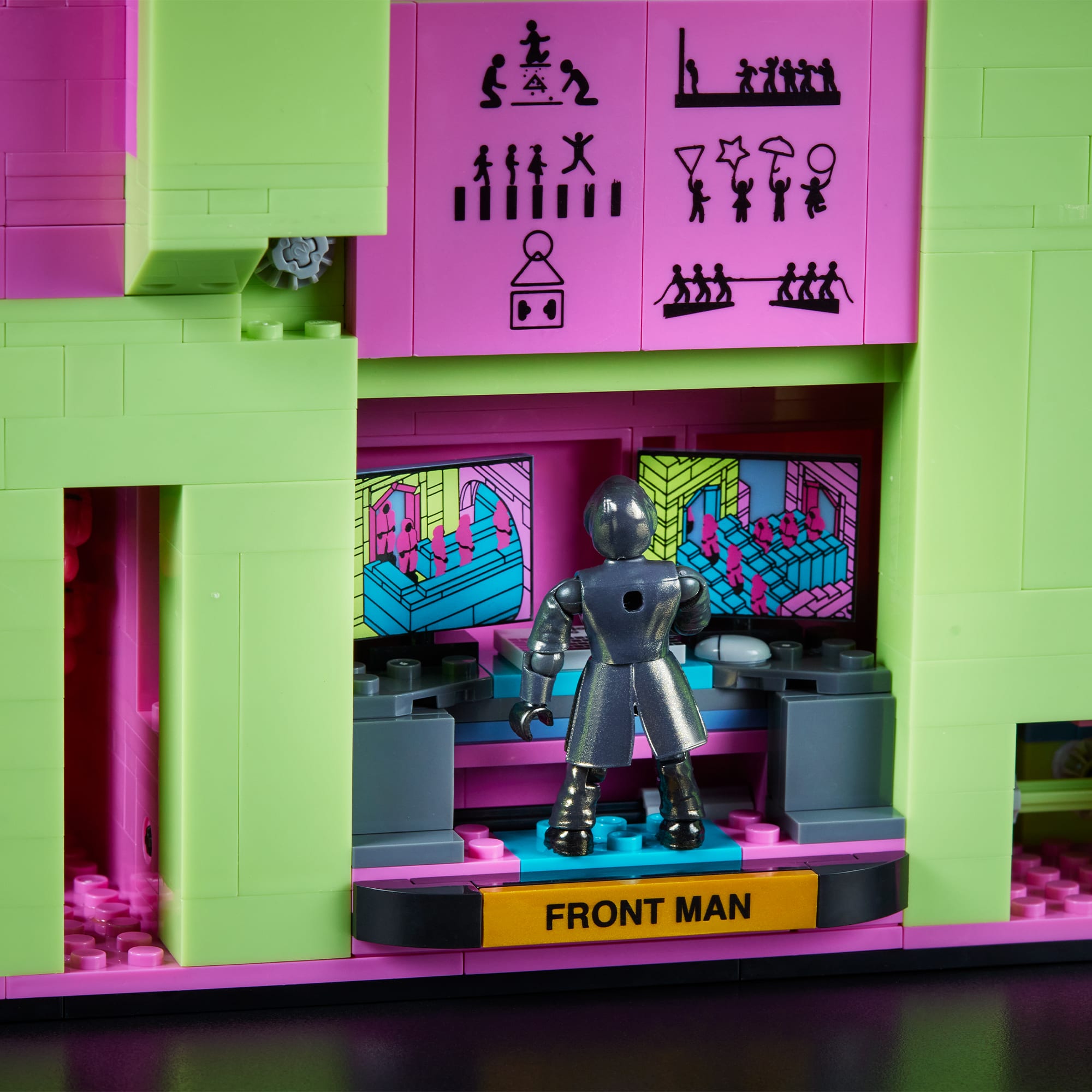 MEGA Squid Game Staircase Collector Building Set - Image 3