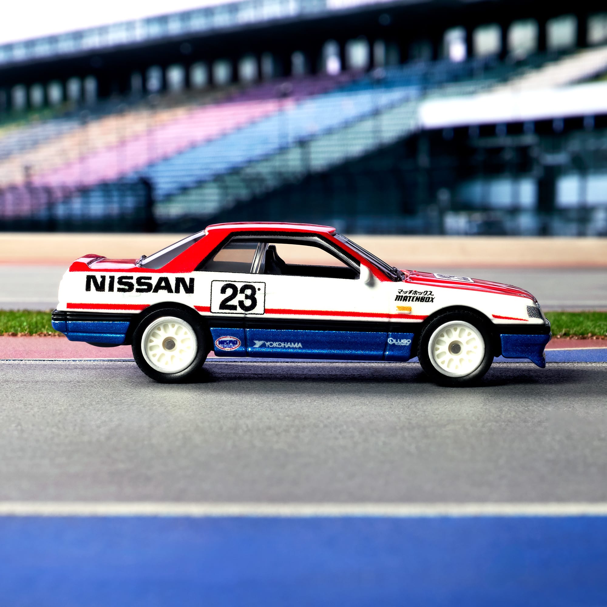 Matchbox 1987 Nissan Skyline GTS-R - Image 10