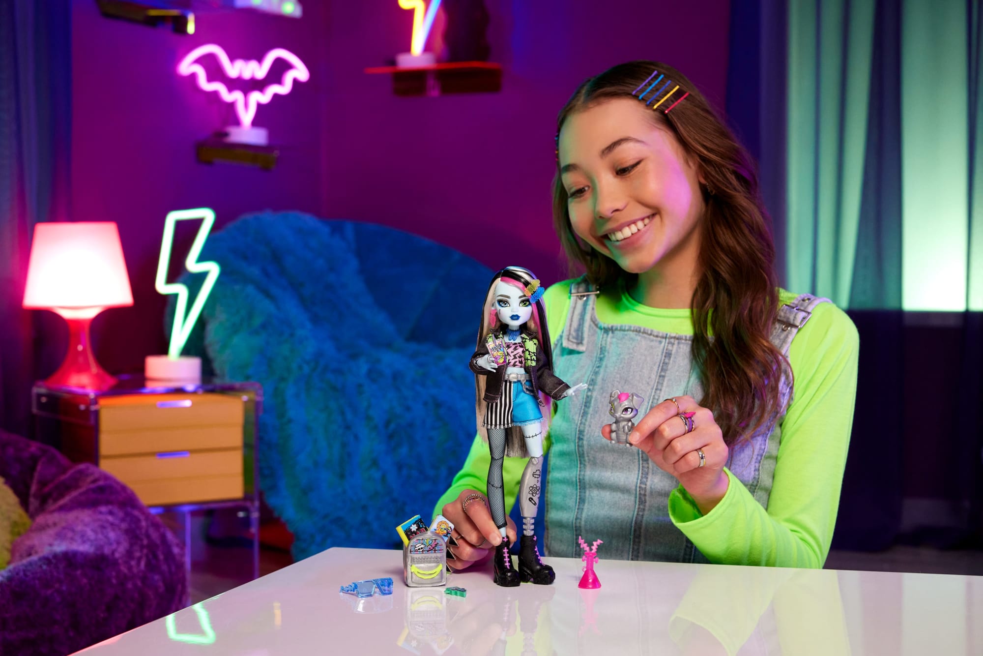 Monster High Boneca Frankie Novo Visual - Image 2