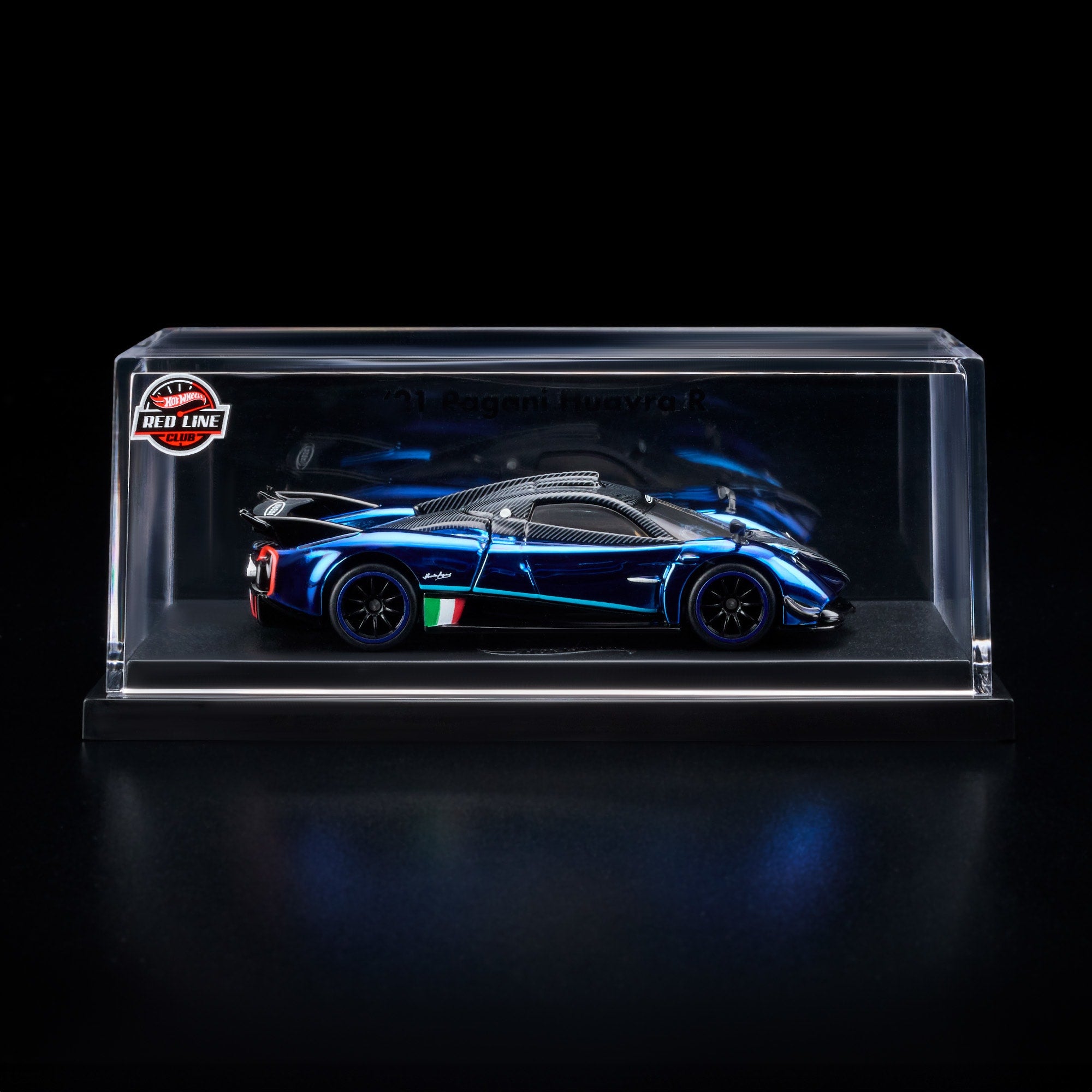 Hot Wheels RLC Exclusive 2021 Pagani Huayra R - Image 17