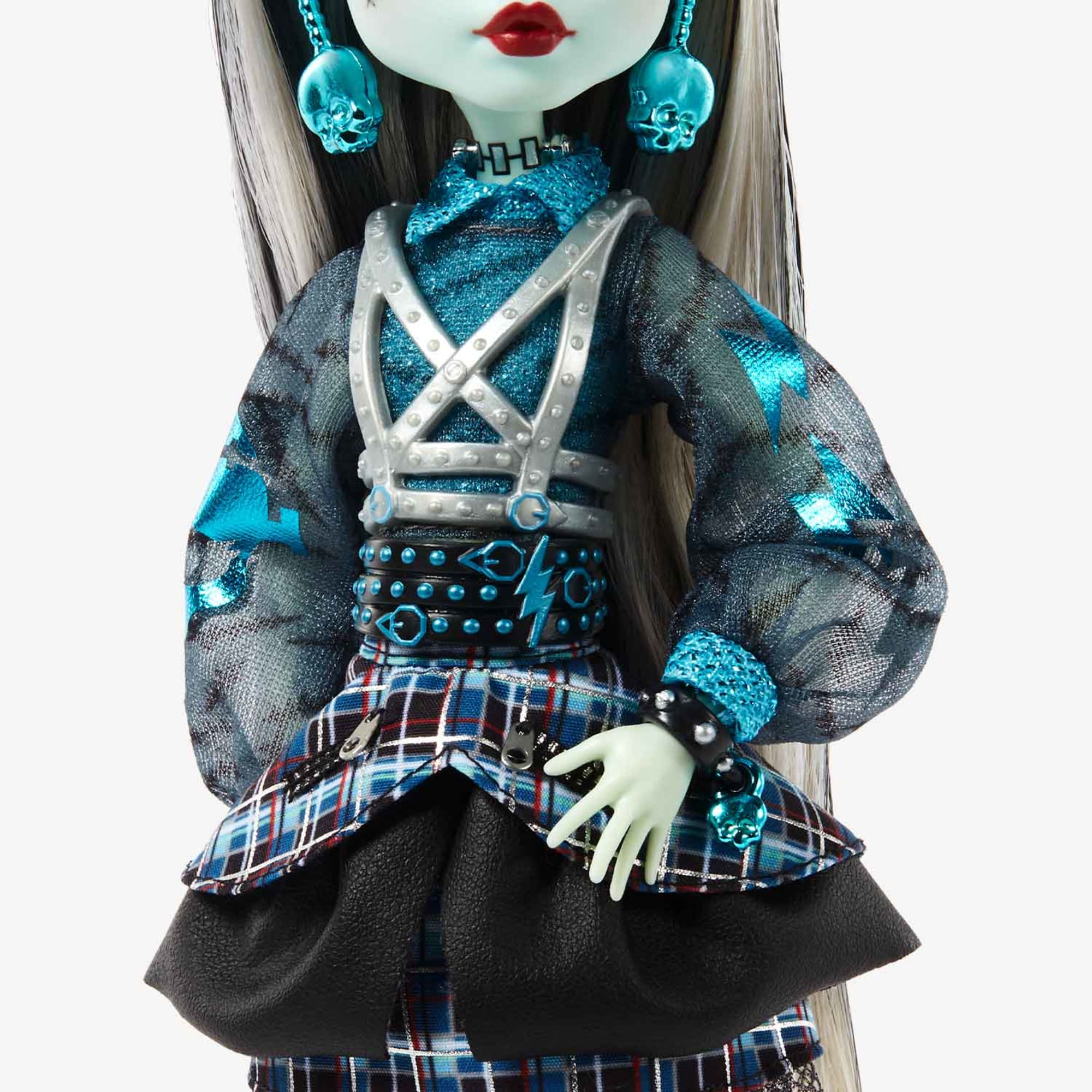 Monster High Haunt Couture Frankie Stein Doll - Image 3