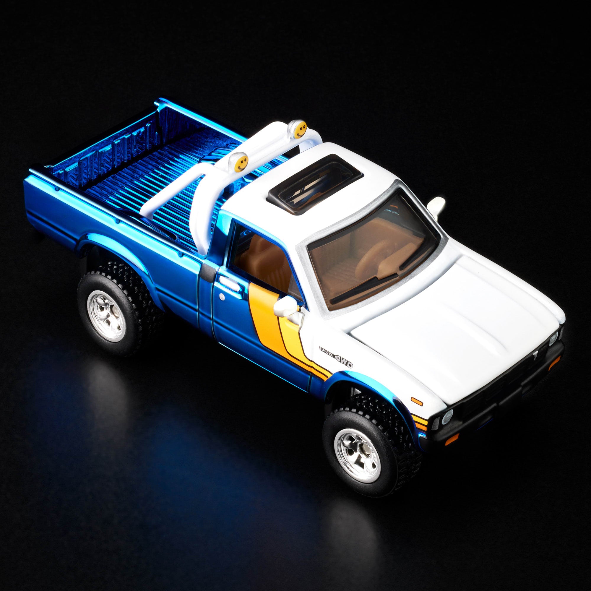 Hot Wheels RLC Exclusive '81 Toyota SR5 4WD - Image 12
