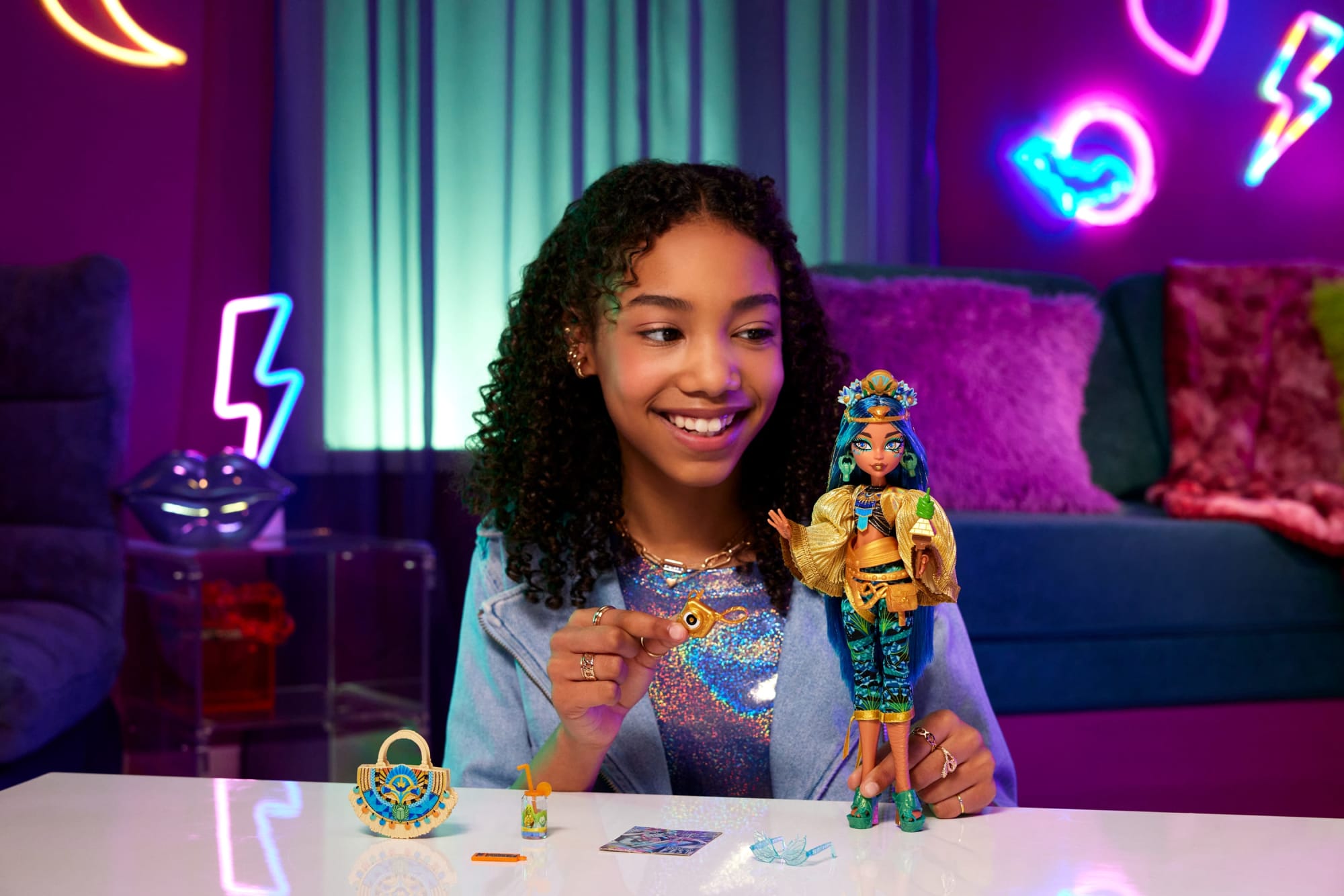 Monster High-Poupée Cleo de Nile Avec Tenue Pour Le Monster Fest - Image 2