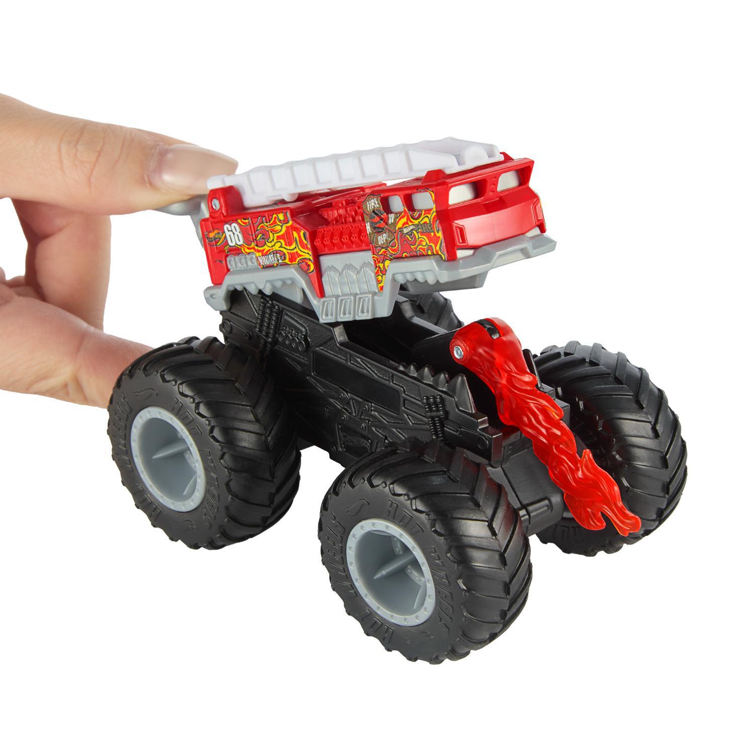 Hot Wheels Monster Trucks Attack Pack Vehicle With Special Action Feature - Image 4