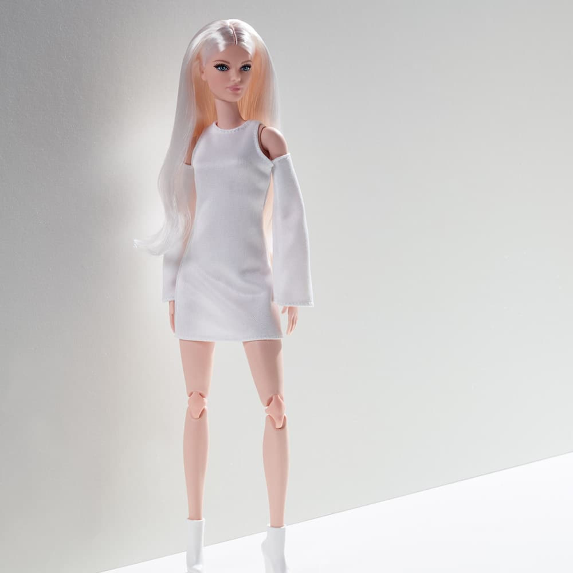 Barbie Looks Doll (Tall. Blonde) - Image 2