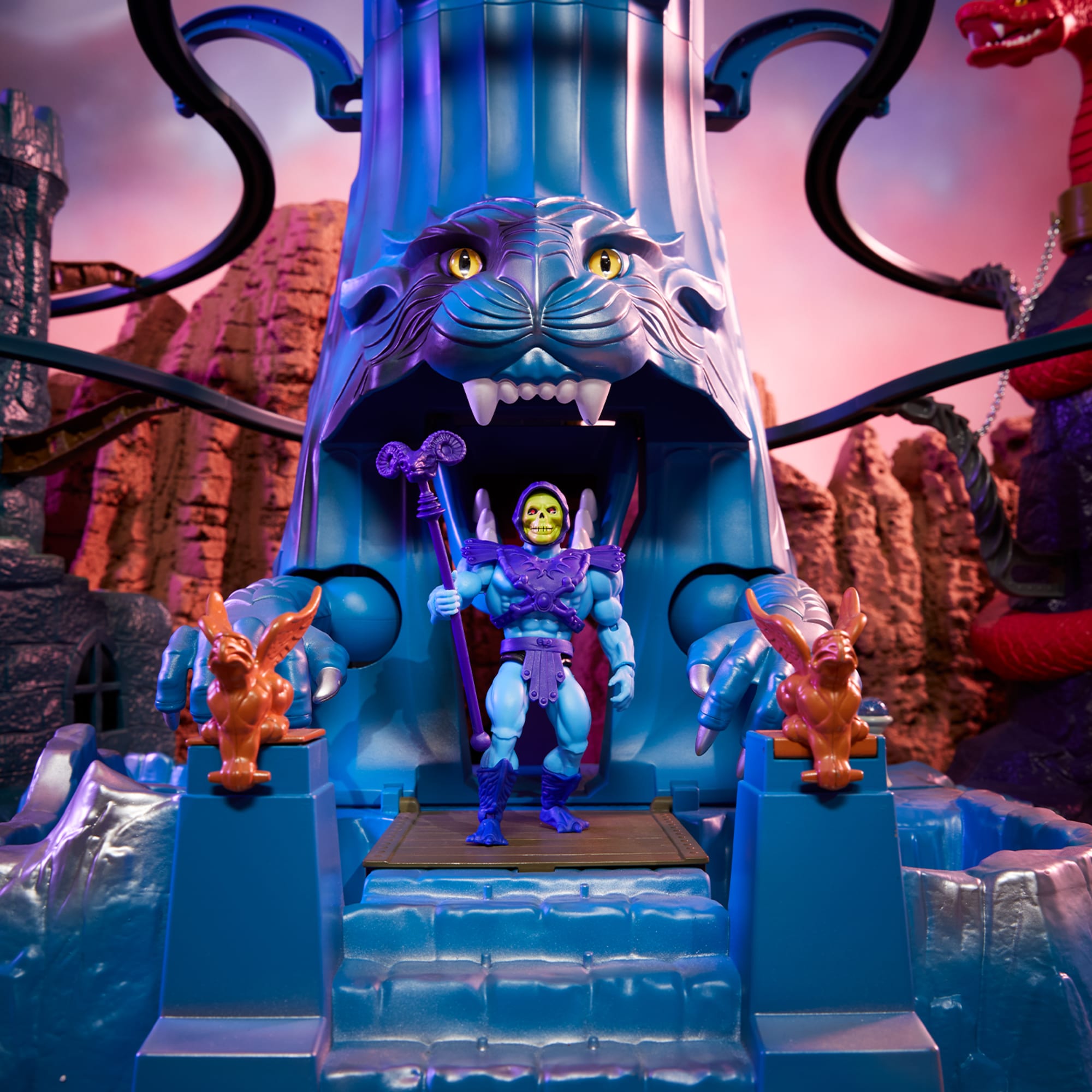 Masters of the Universe Origins Eternia Playset - Image 4