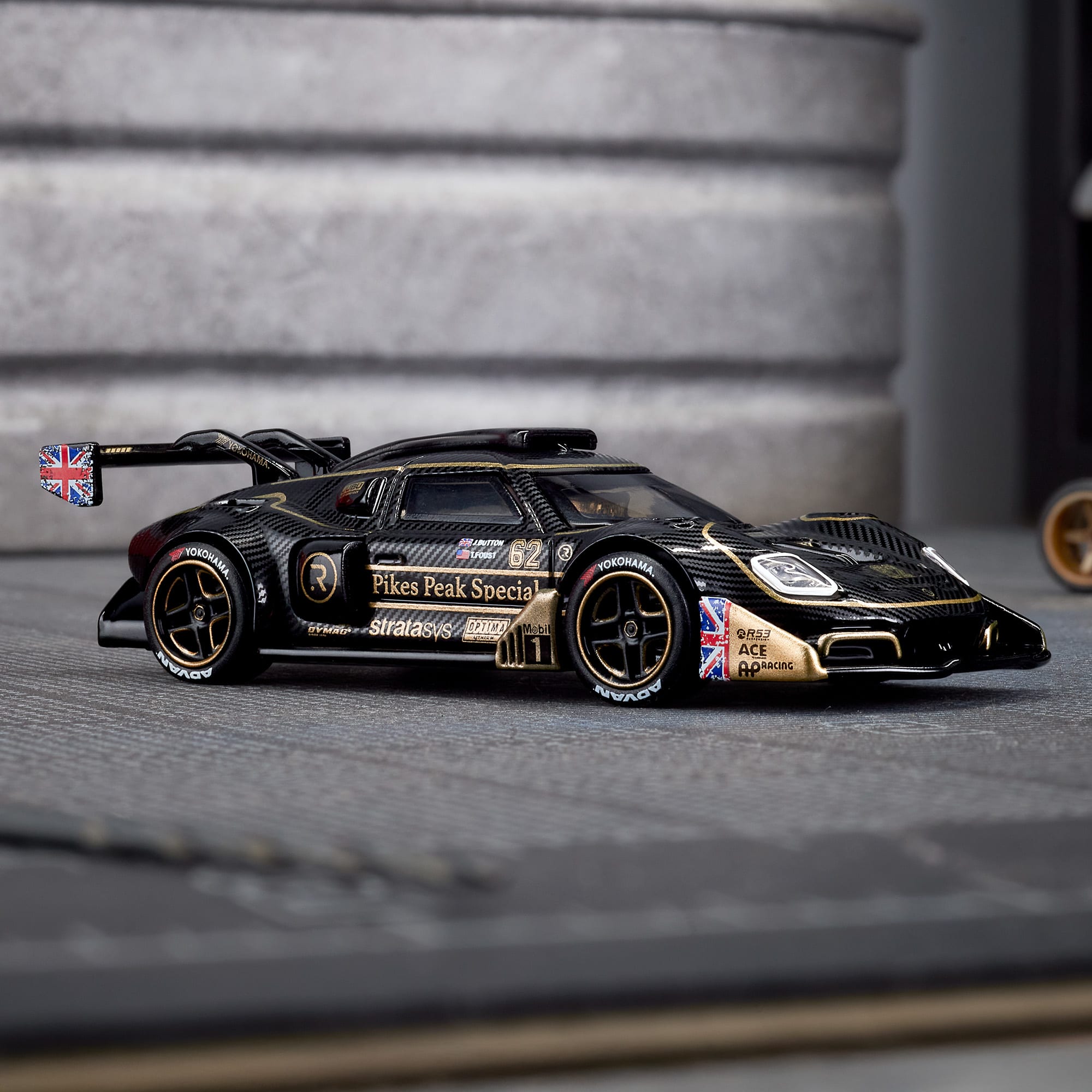 Hot Wheels Elite 64 Radford Type 62-2 Pikes Peak - Image 2