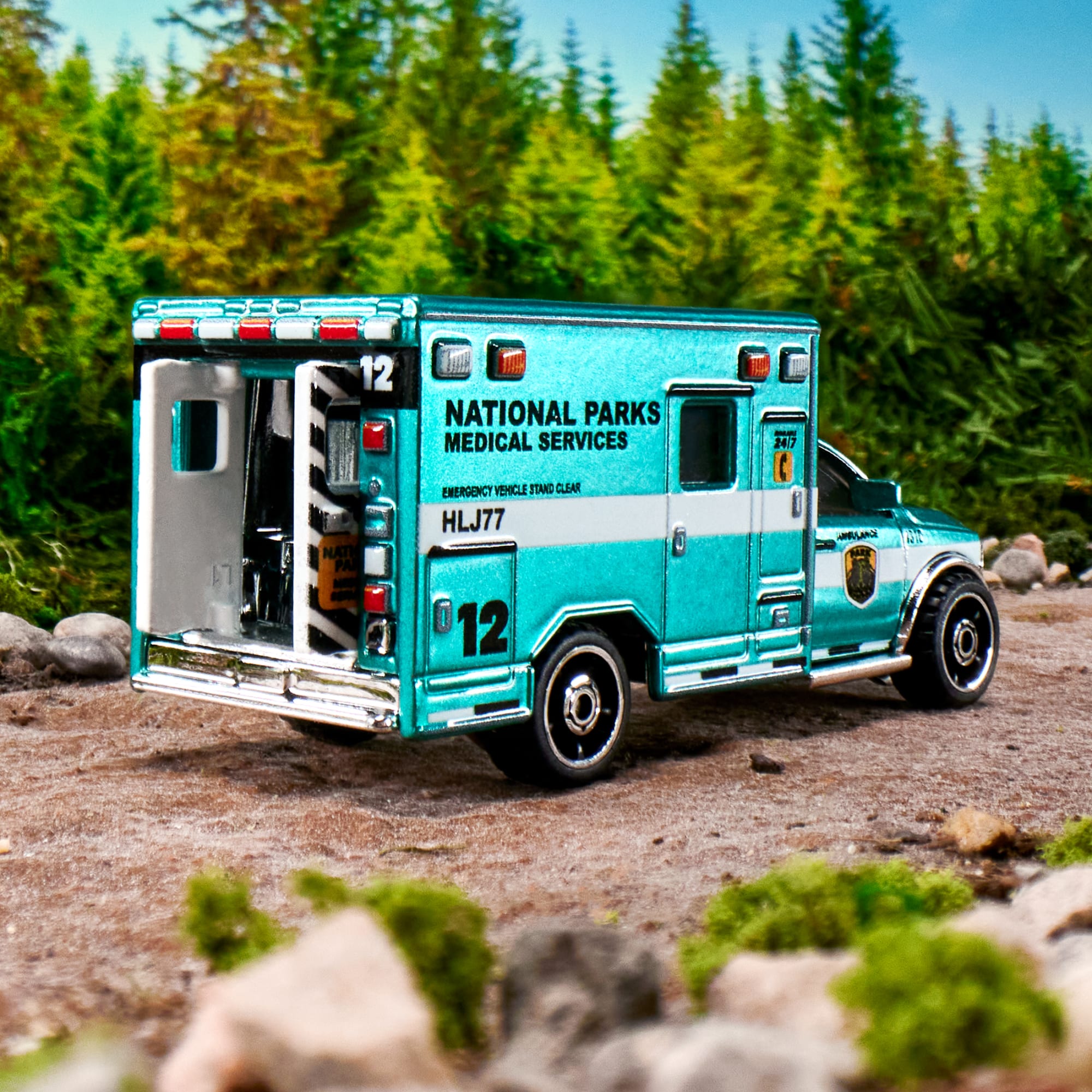 Matchbox 2019 Ram Ambulance - Image 5