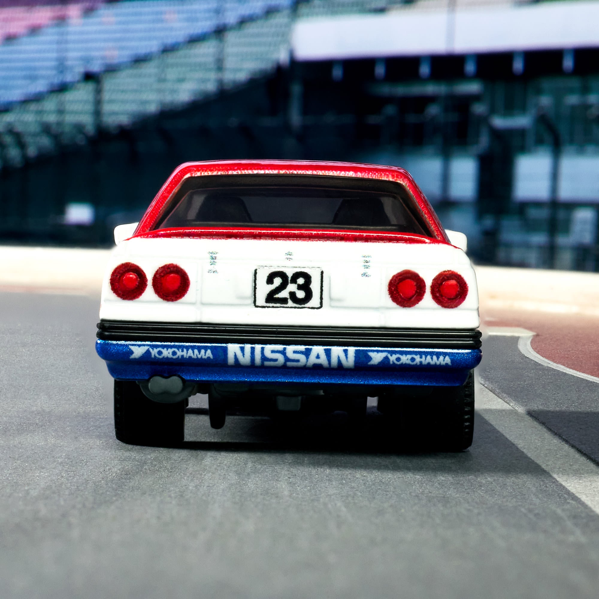 Matchbox 1987 Nissan Skyline GTS-R - Image 7