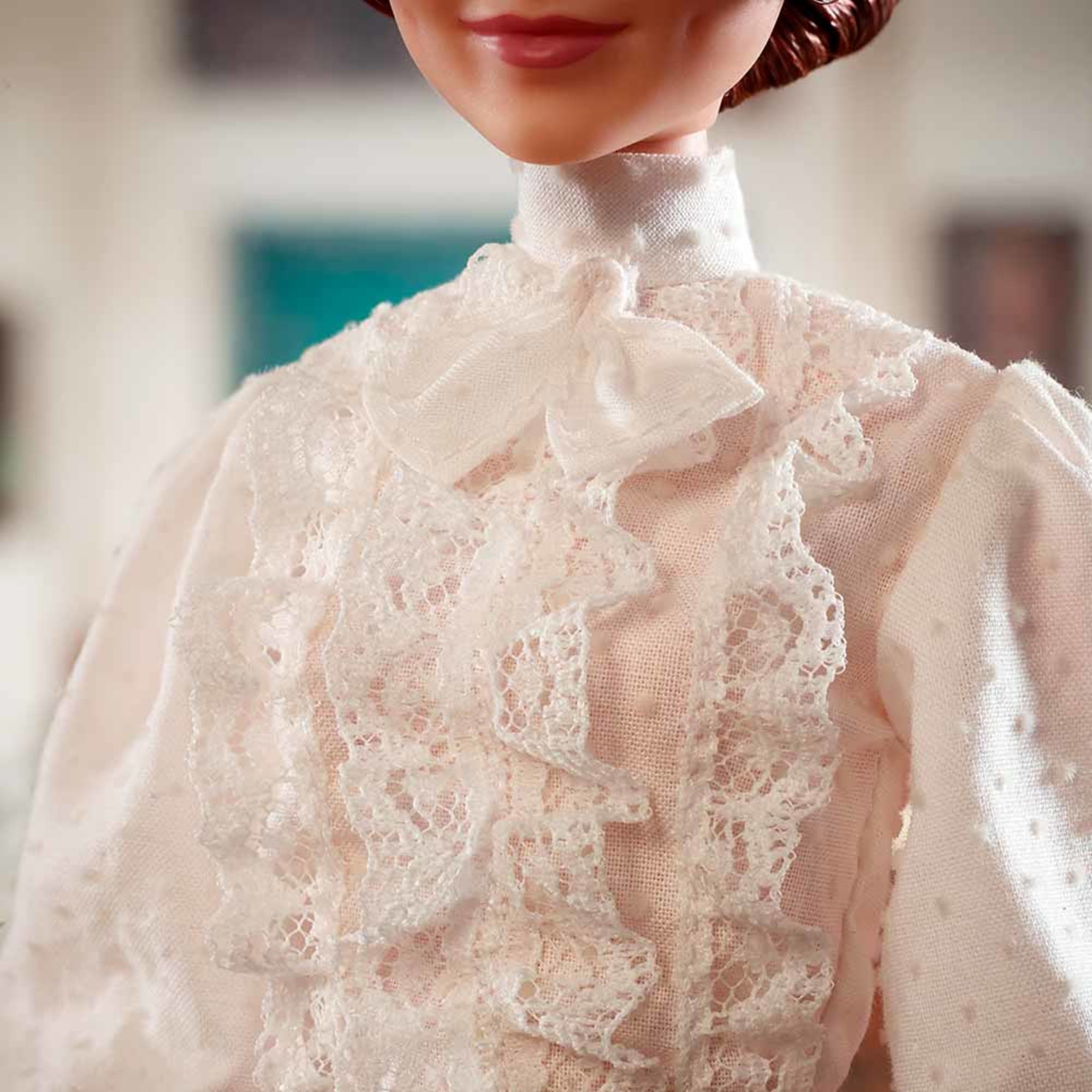 Barbie Inspiring Women Helen Keller Doll - Image 5
