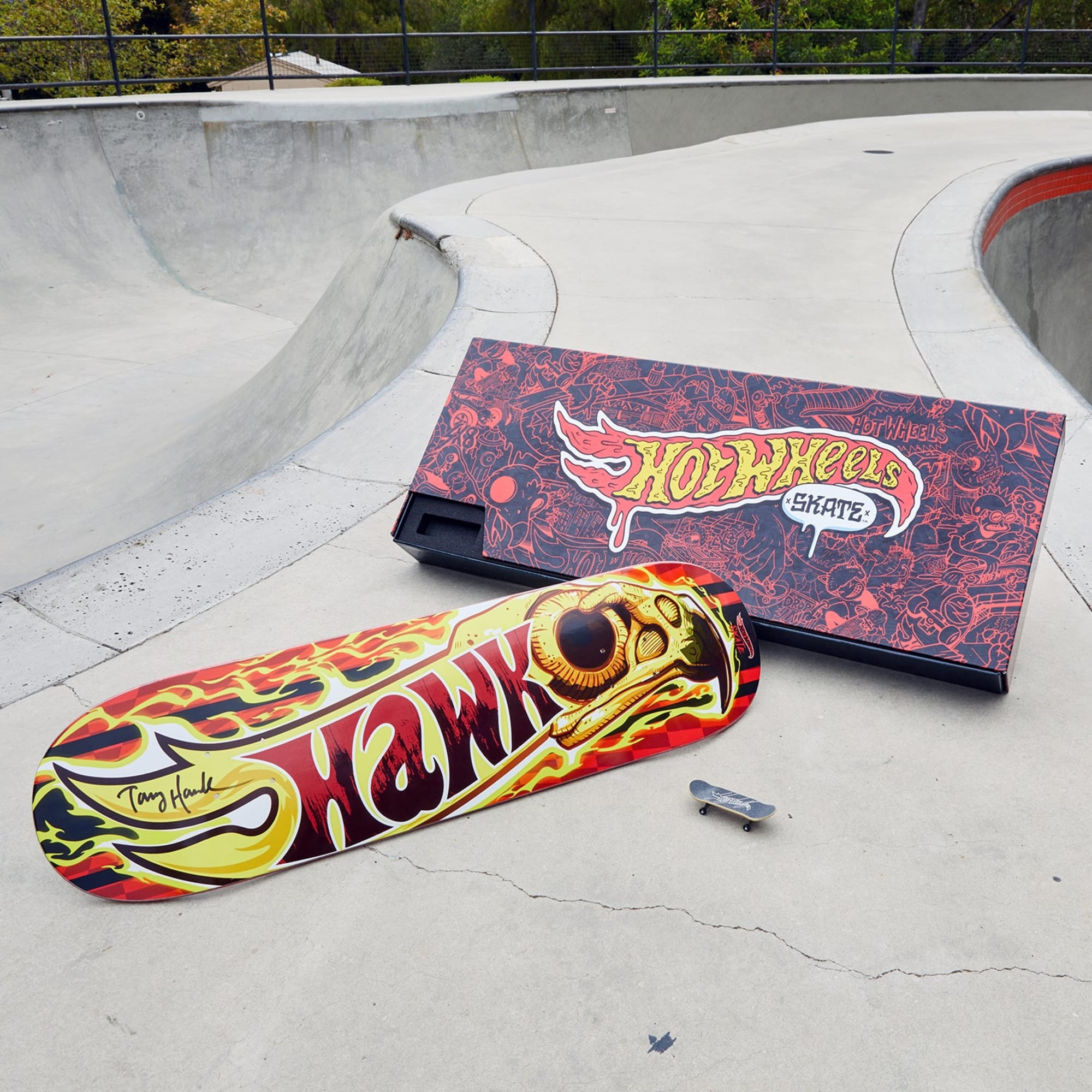 Tony Hawk x Hot Wheels Skate. Wildfire Deck & Fingerboard - Image 7