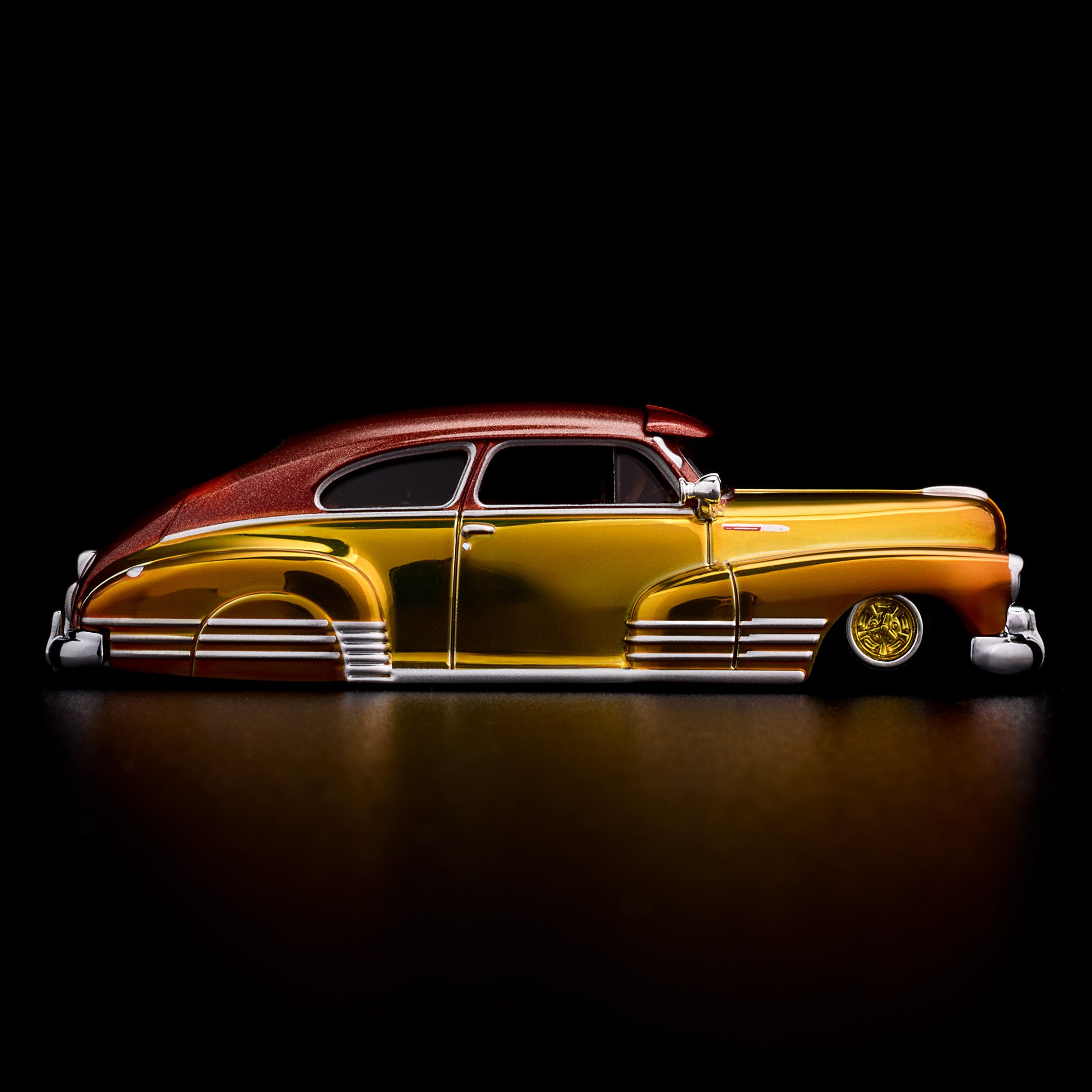 Hot Wheels RLC Exclusive 1948 Chevy Fleetline With CHASE Version - Image 6