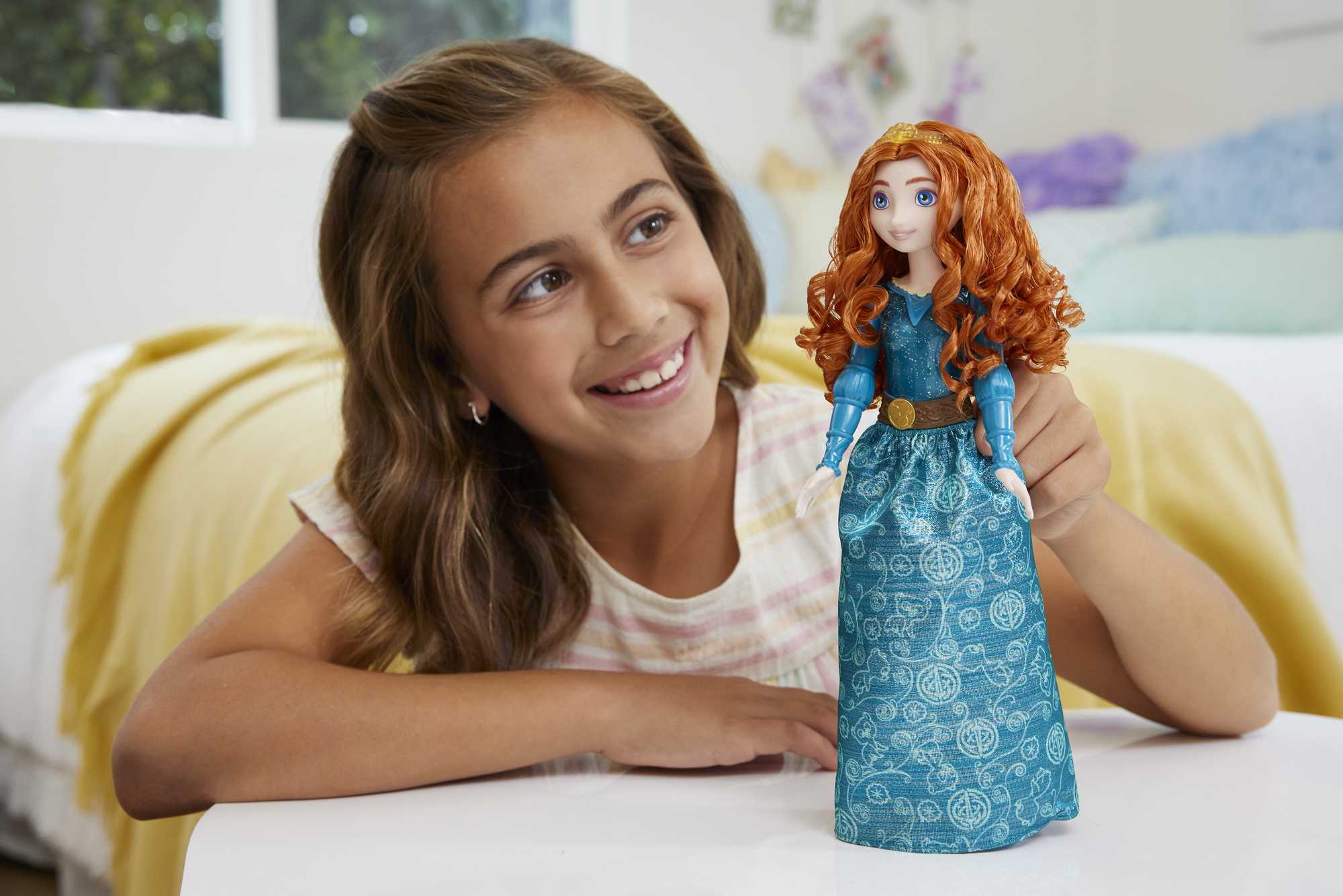 Disney Princess Merida Doll With Sparkling Fashion & Accessories. Inspired By Disney & Pixar Movie Brave - Image 2