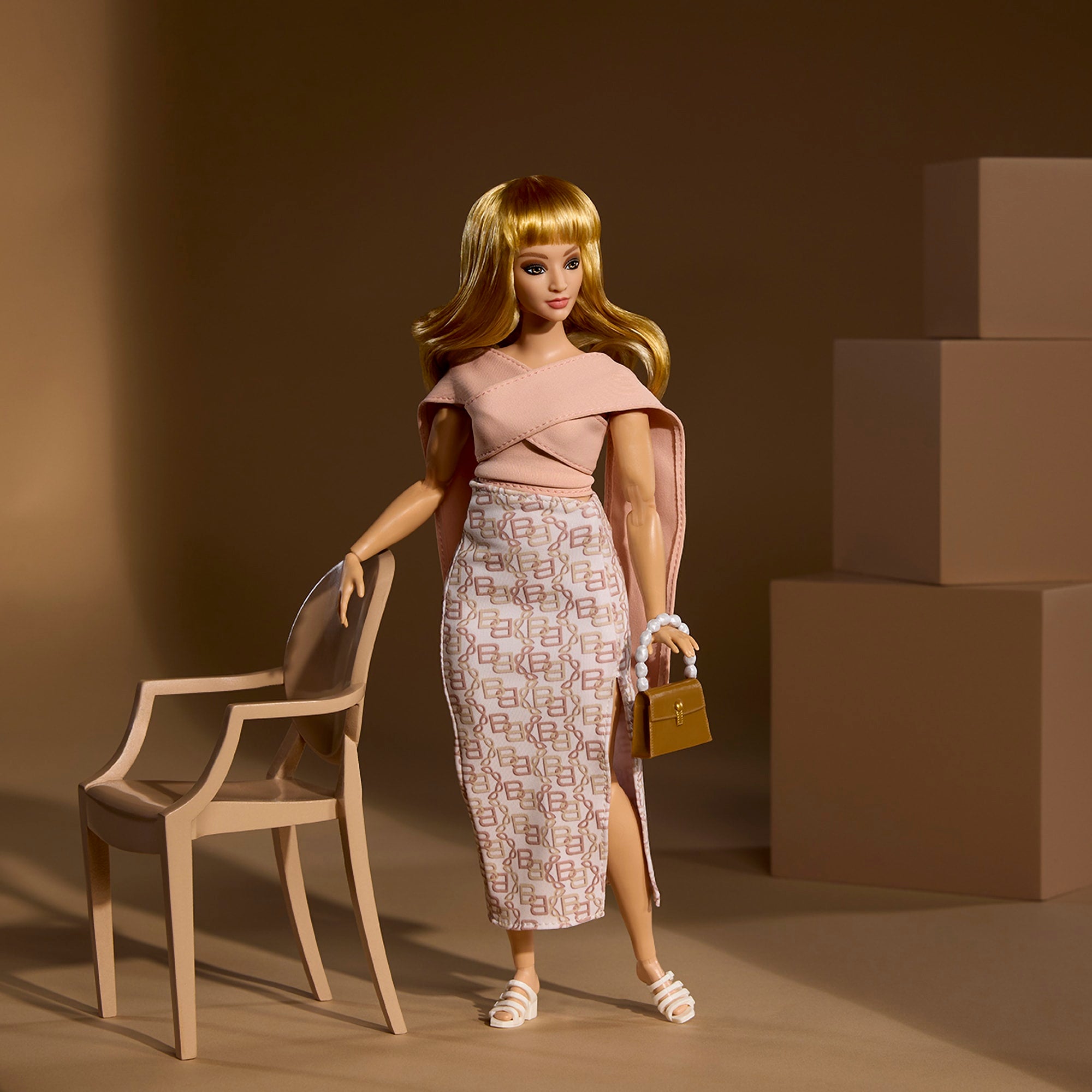 Barbie Signature You Create Barbie Basics Deluxe Kit #5 - Image 3
