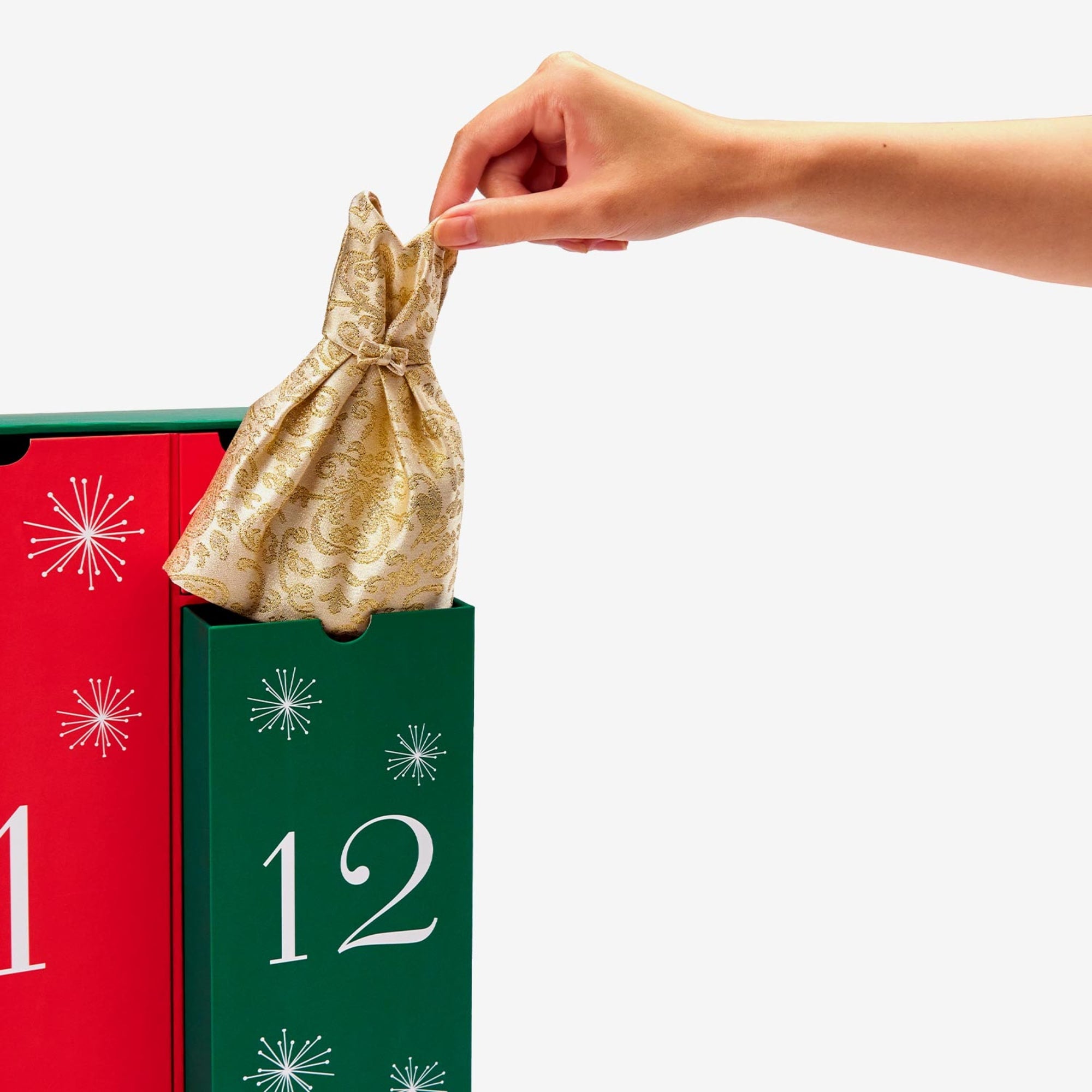 Barbie 12 Days of Christmas Doll and Accessories - Image 16