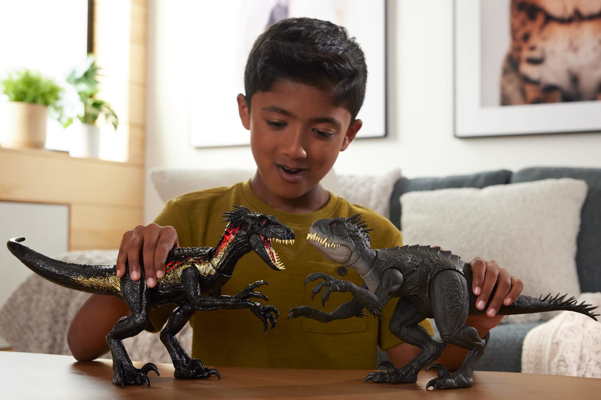 Jurassic World Blessures Suprêmes Indoraptor. Lumières et Sons - Image 2