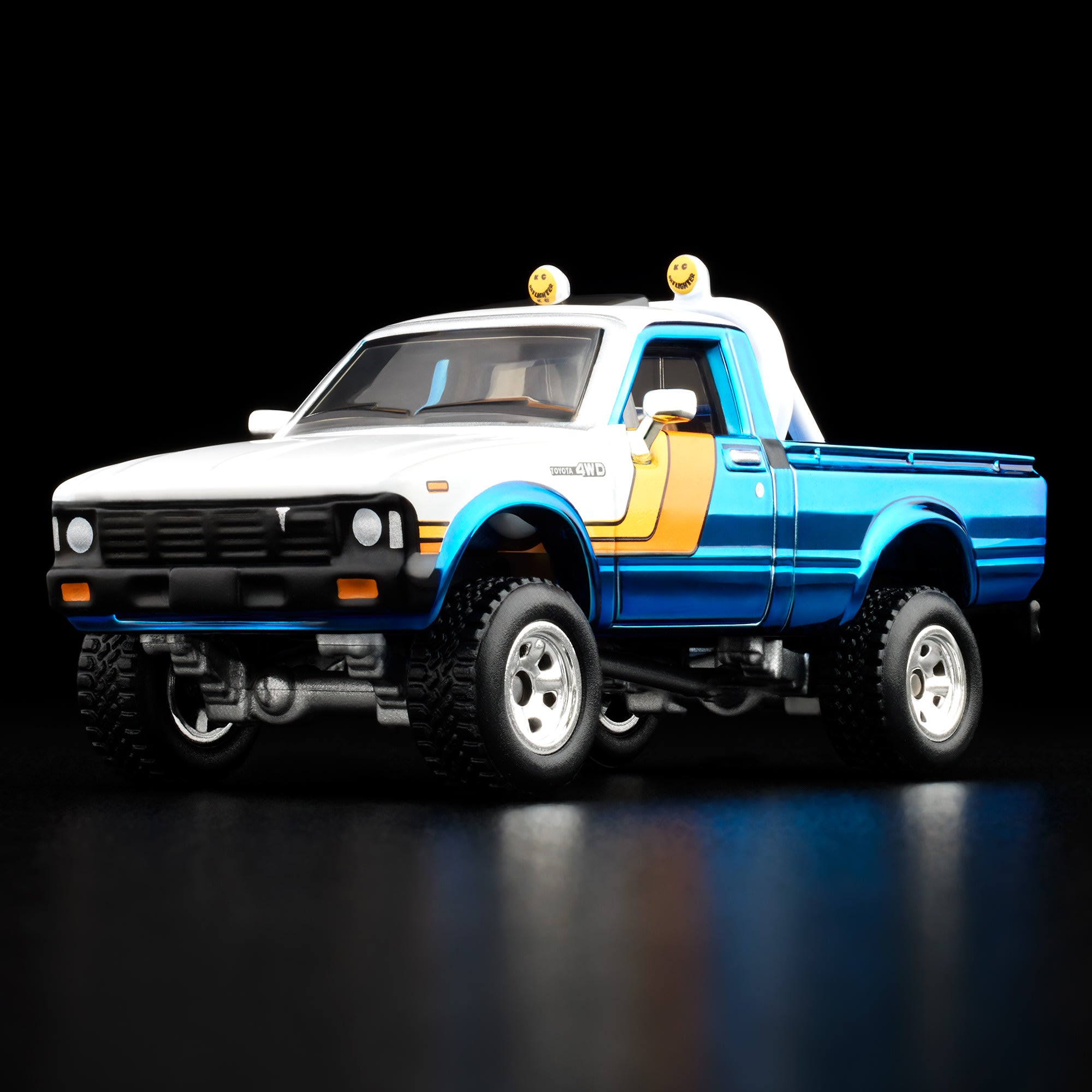 Hot Wheels RLC Exclusive '81 Toyota SR5 4WD - Image 4