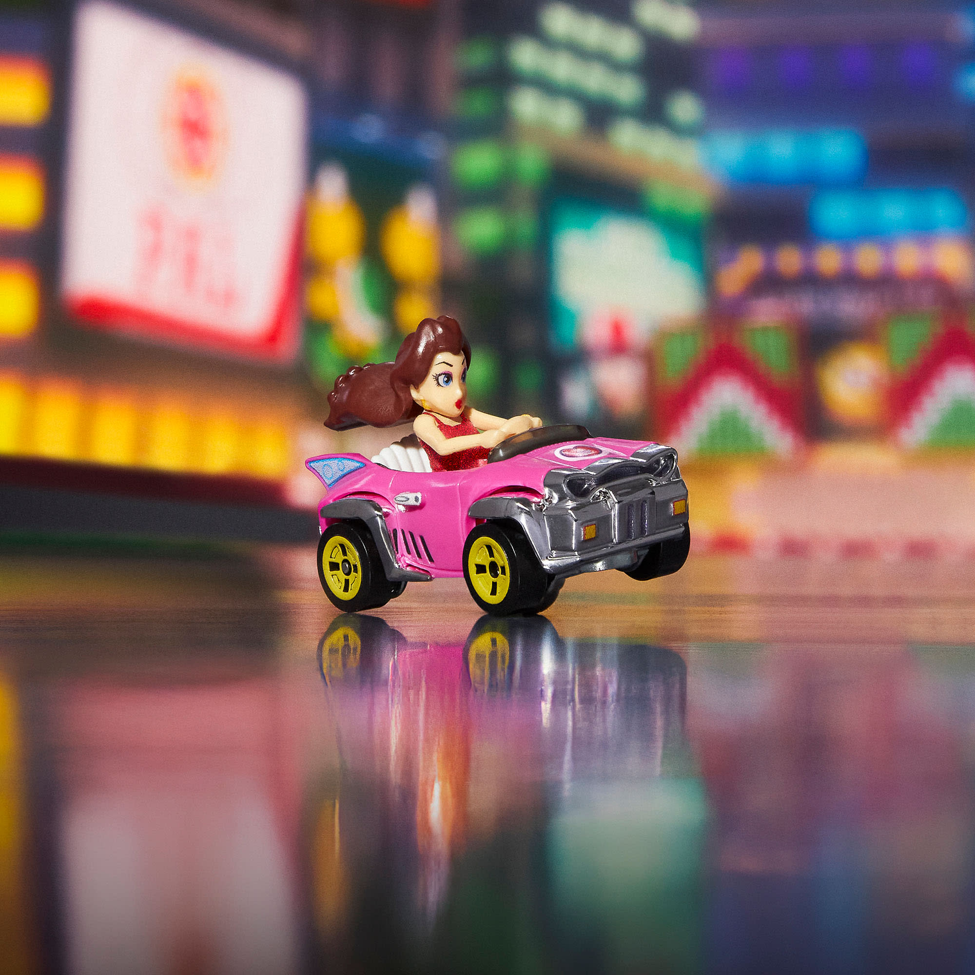 Hot Wheels Mario Kart Pauline Vehicle - Image 3