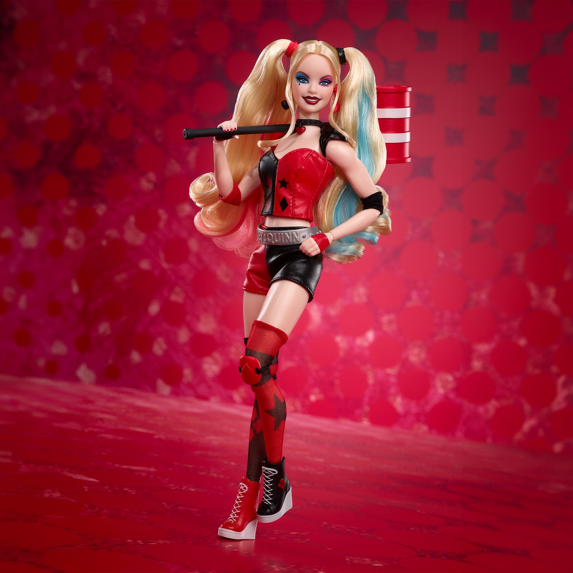 Harley Quinn Barbie Doll - Image 9