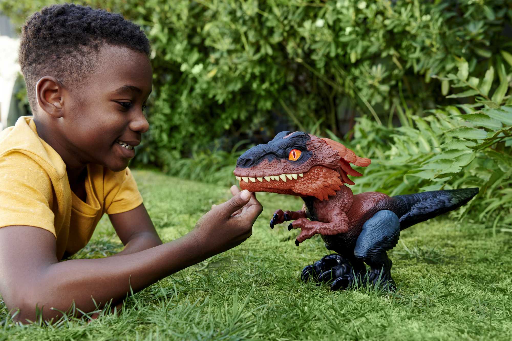 Jurassic World Uncaged Ultimate Fire Dino - Image 2