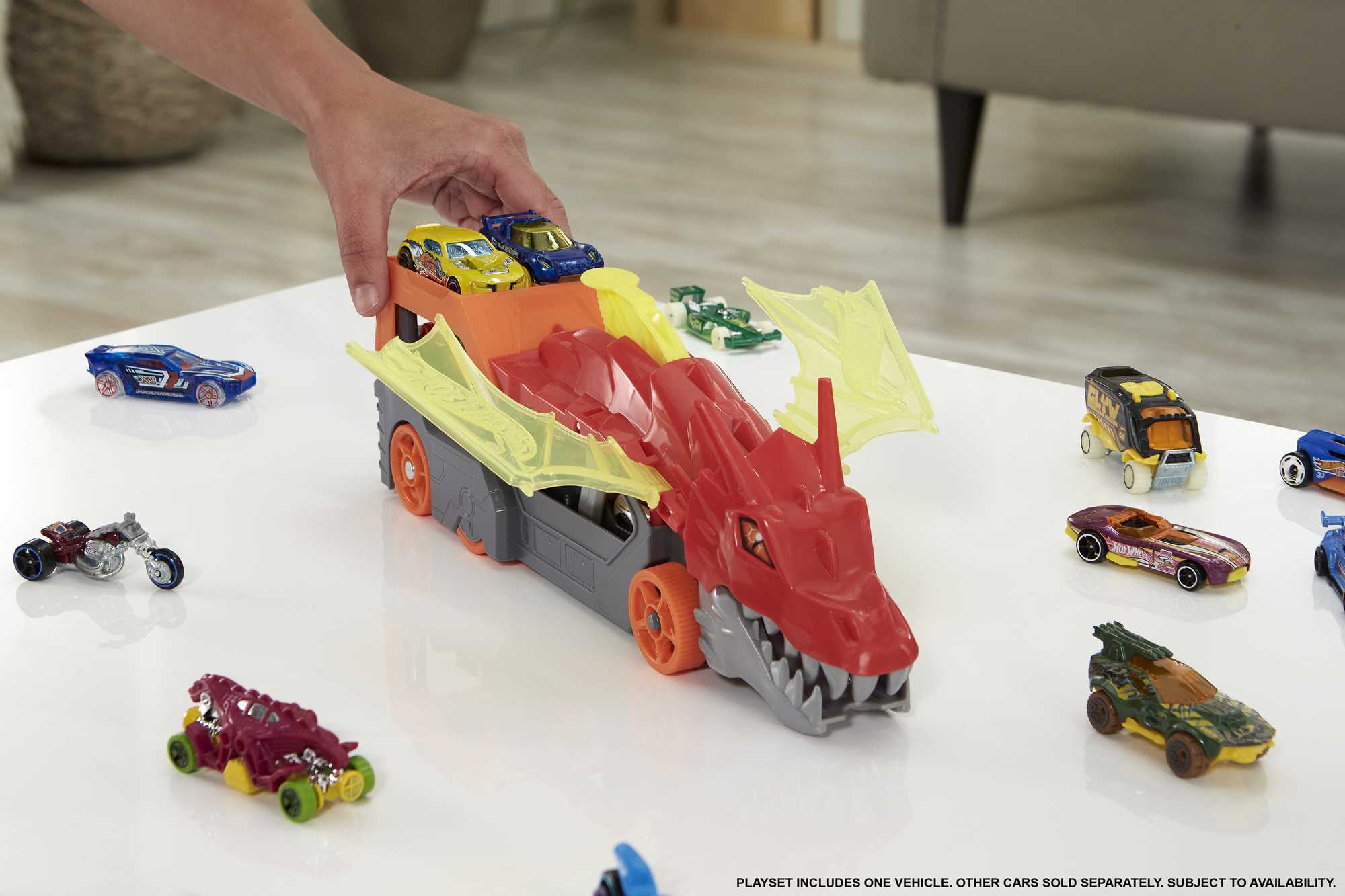 Hot Wheels City Dragon Launch Transporter. Spits Cars From Its Mouth. Gift For Kids 3 Years & Up - Image 2