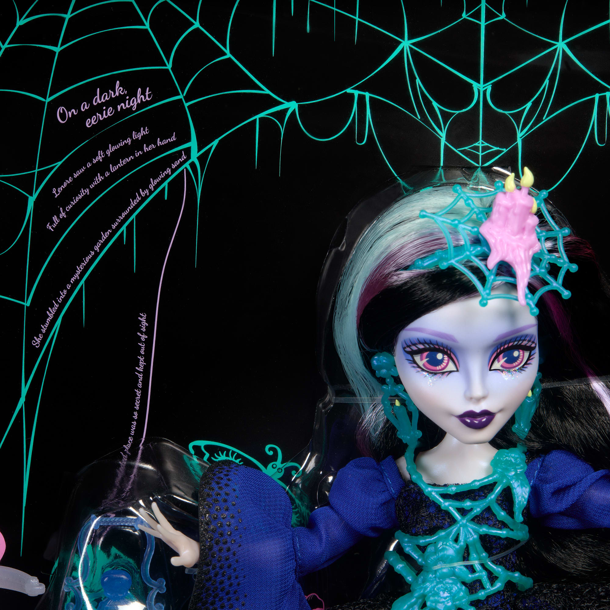 Monster High Designer Series Lenore Loomington Doll - Image 13