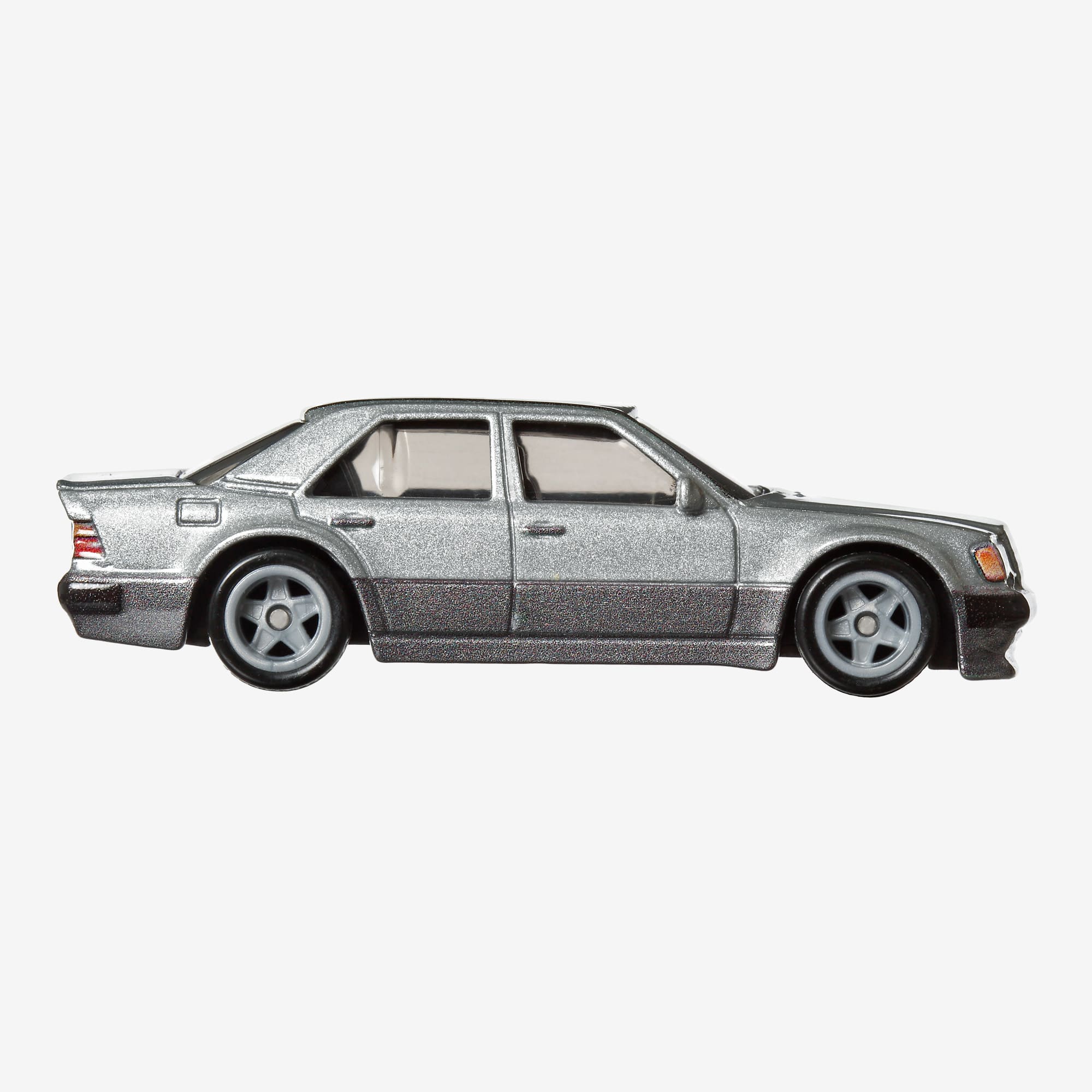 Hot Wheels Premium Car Culture Canyon Warriors – Mercedes-Benz 500E - Image 5