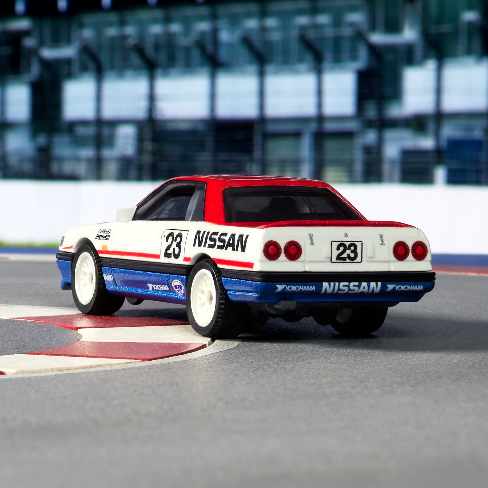 Matchbox 1987 Nissan Skyline GTS-R - Image 9