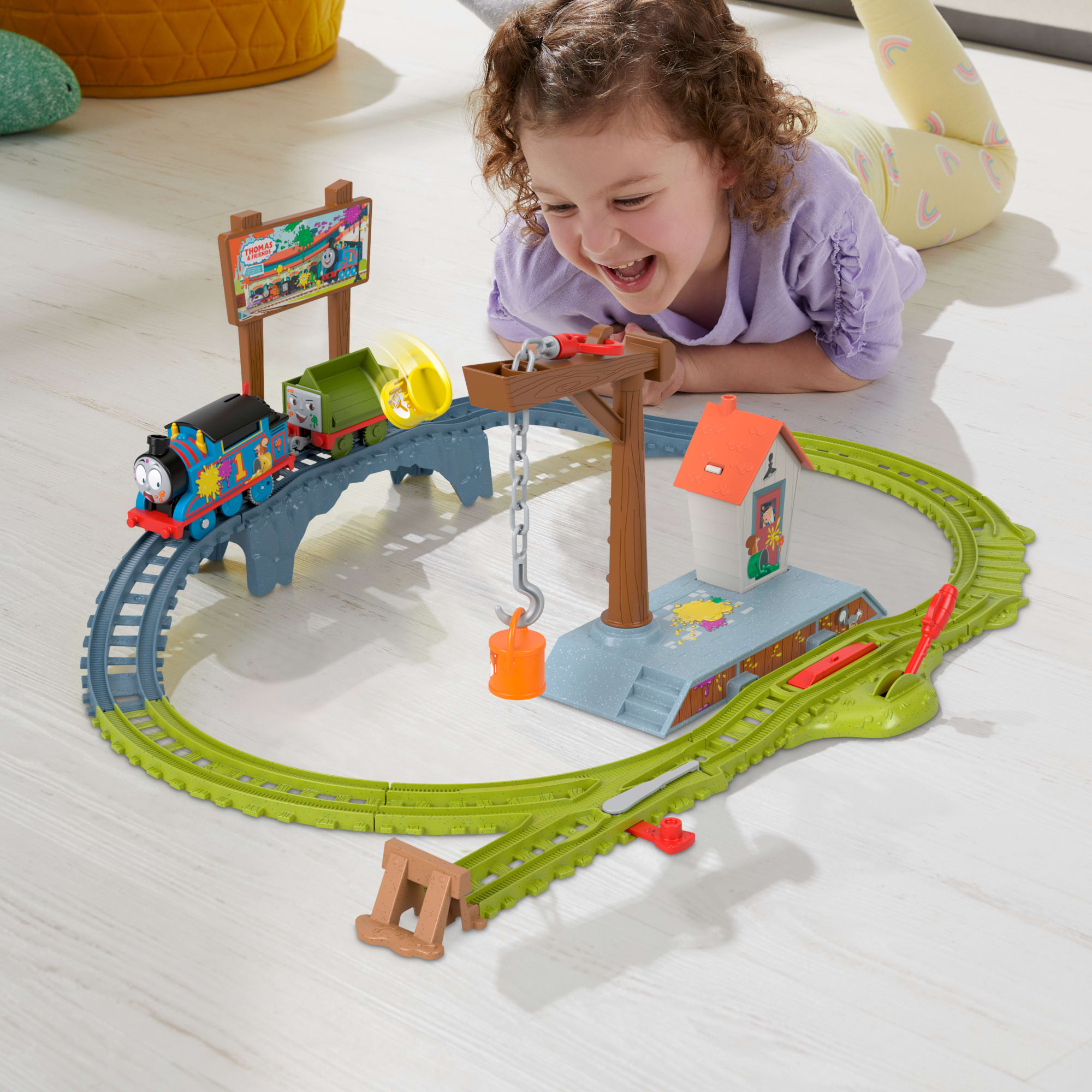 Thomas & Friends Pista de Juguete Entrega de Pintura - Image 2