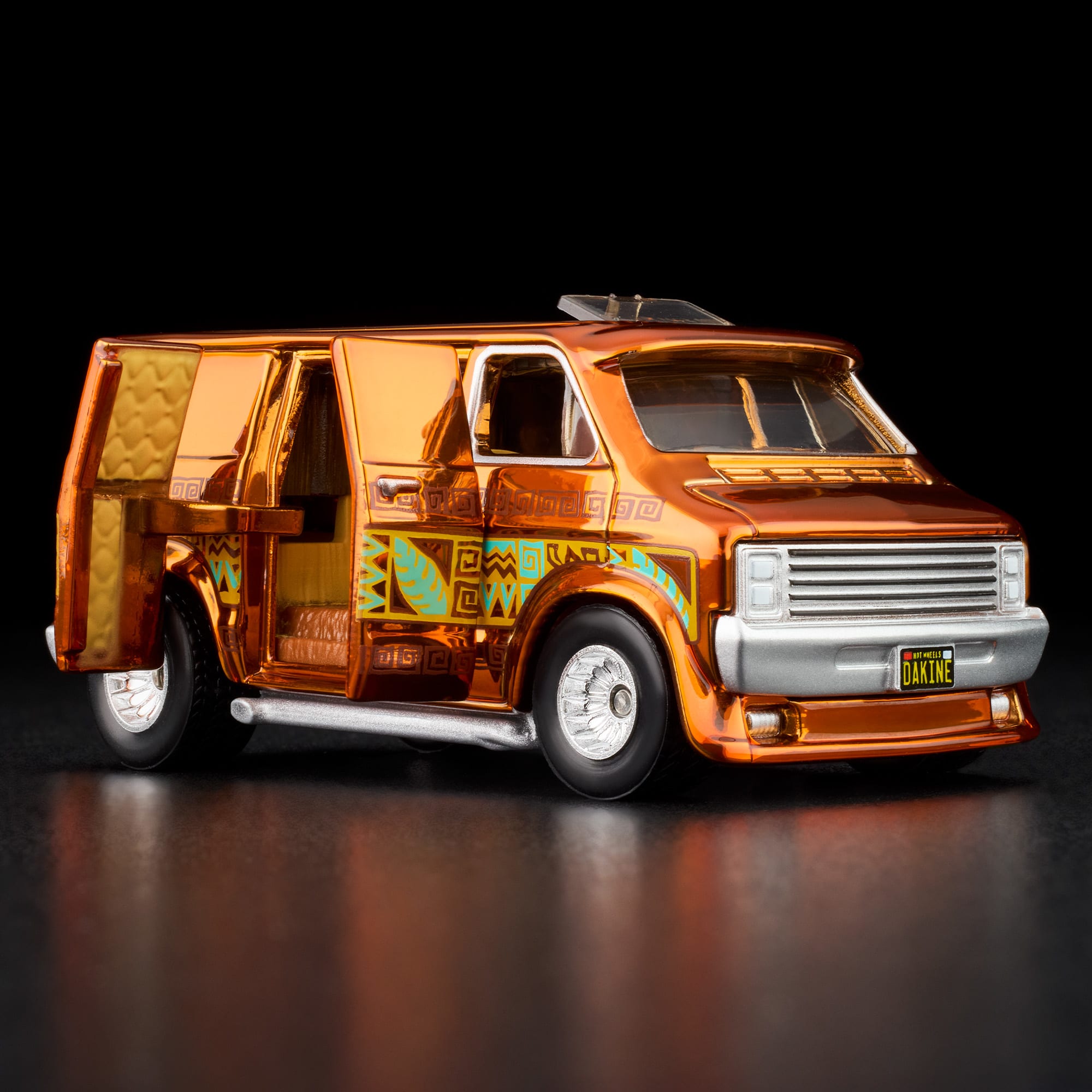 Hot Wheels RLC Exclusive '70s Dodge Tradesman Van - Image 2